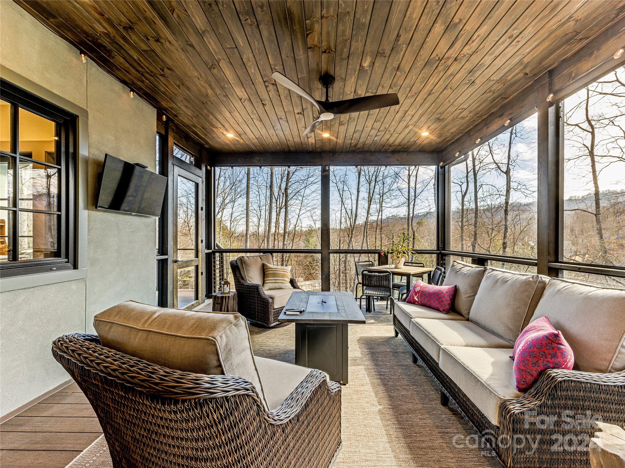 The Cliffs at Walnut Cove - Residential