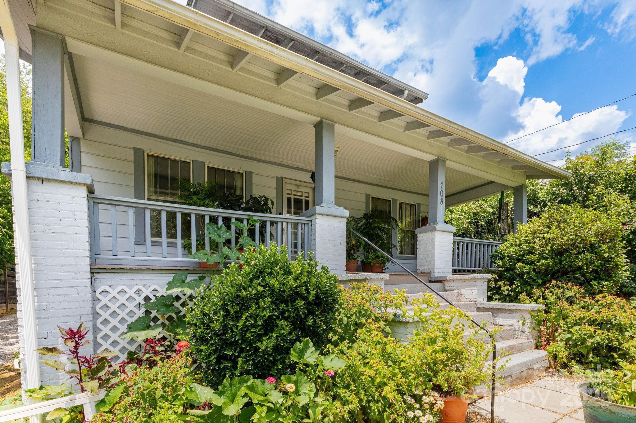 108 Woodrow Avenue