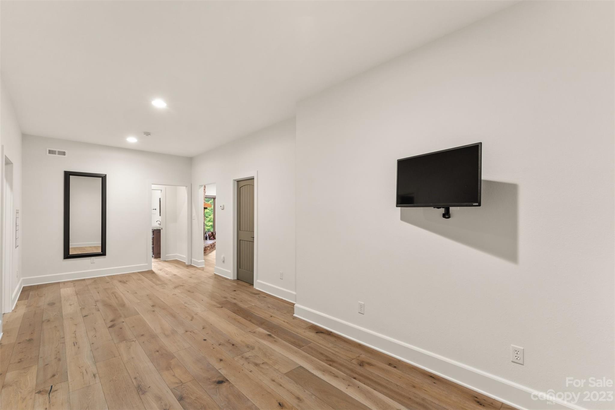 Dry Creek - Residential