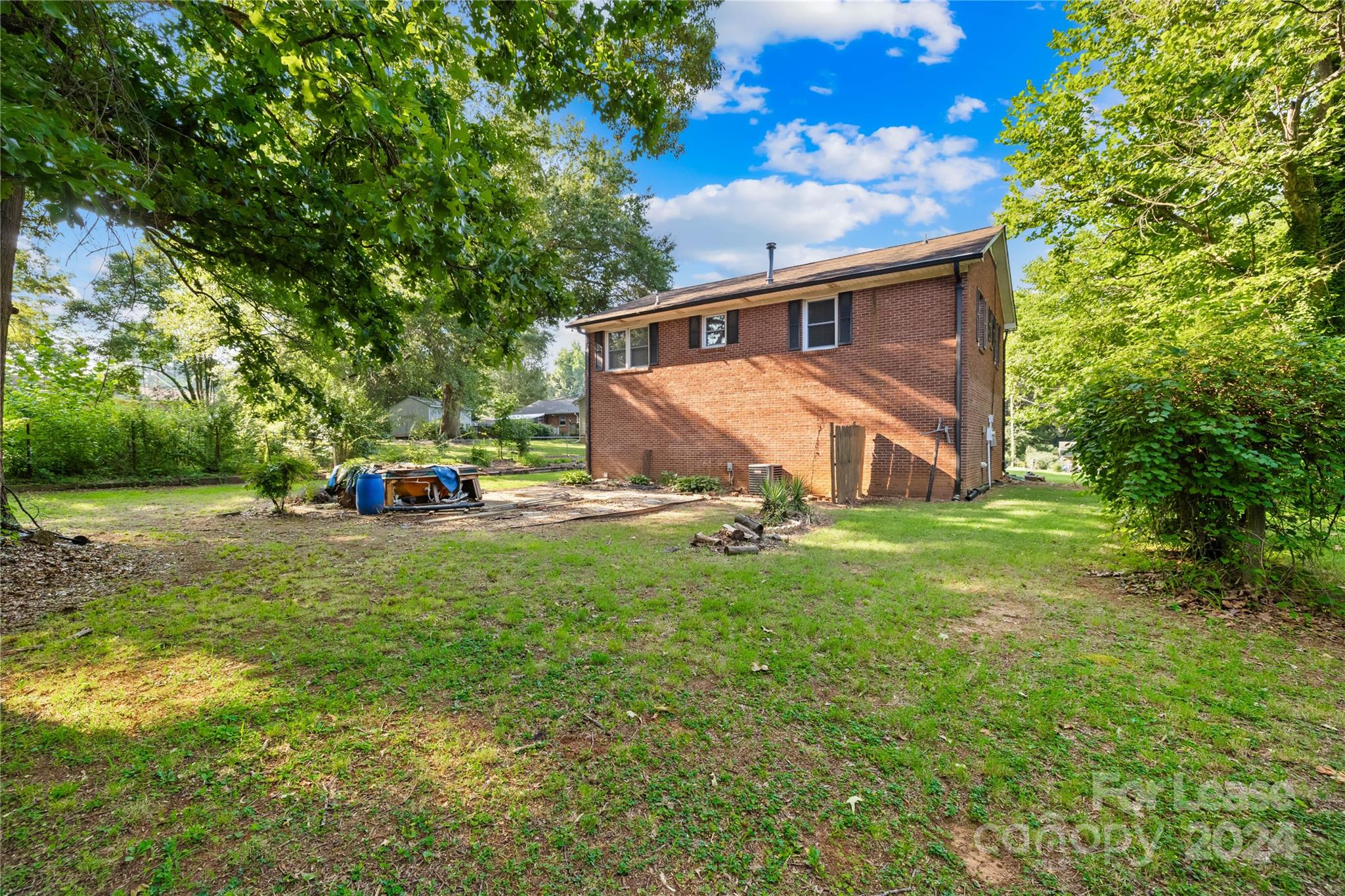 Eleanor Acres - Residential Lease