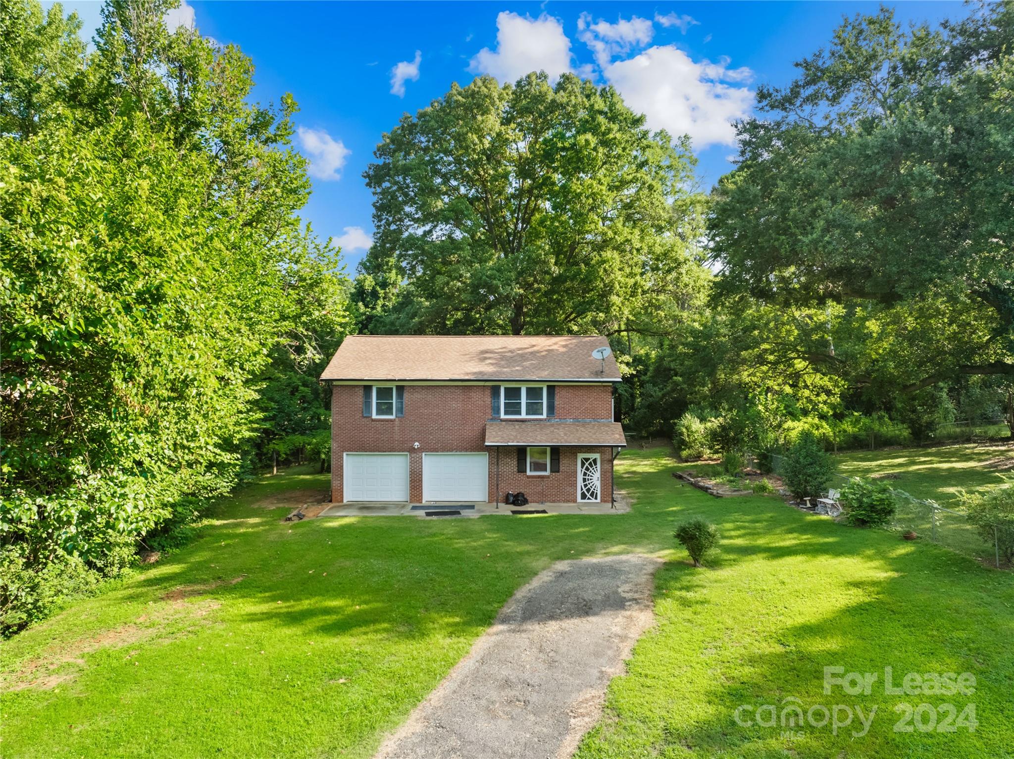 Eleanor Acres - Residential Lease