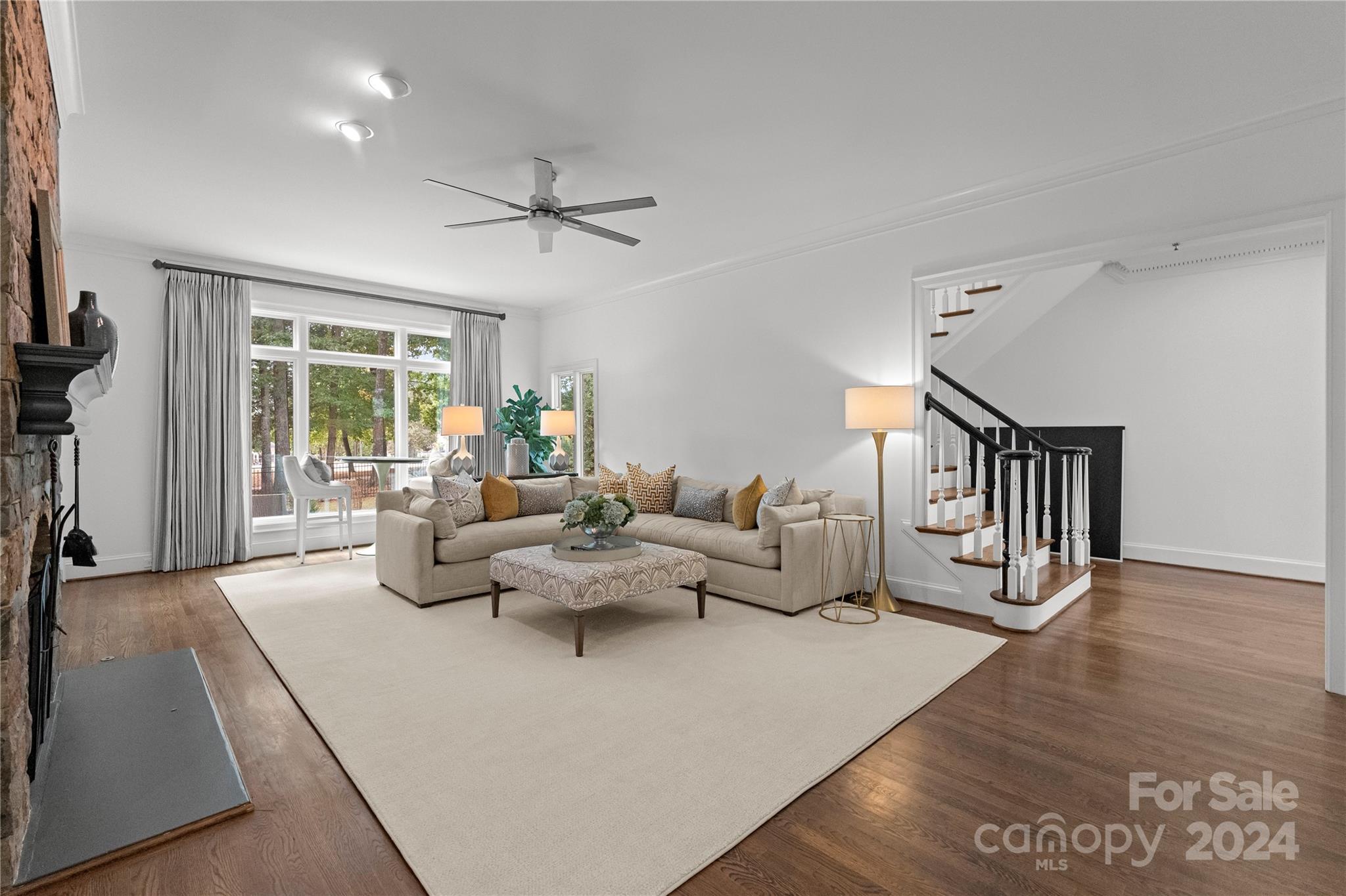 The Peninsula - Residential