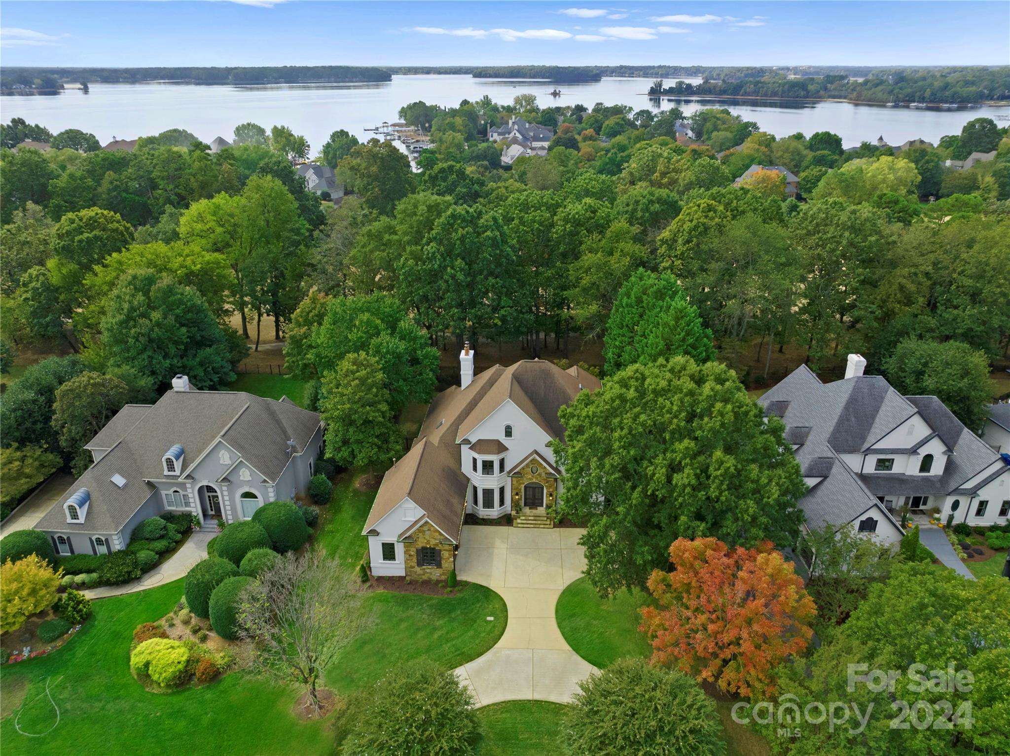 The Peninsula - Residential