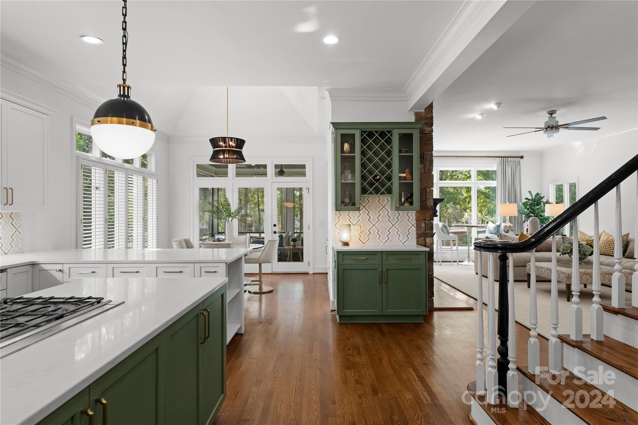 The Peninsula - Residential