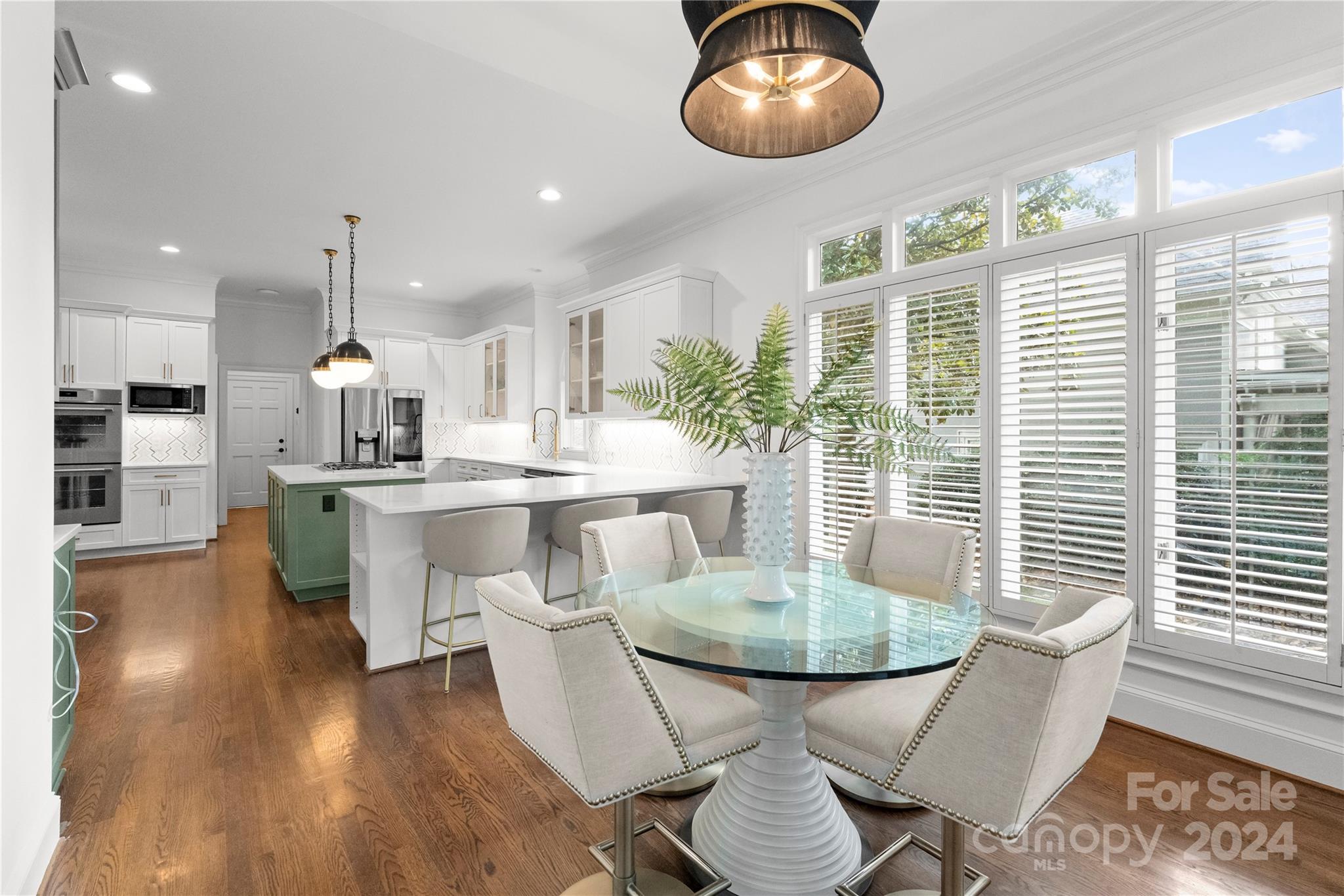 The Peninsula - Residential