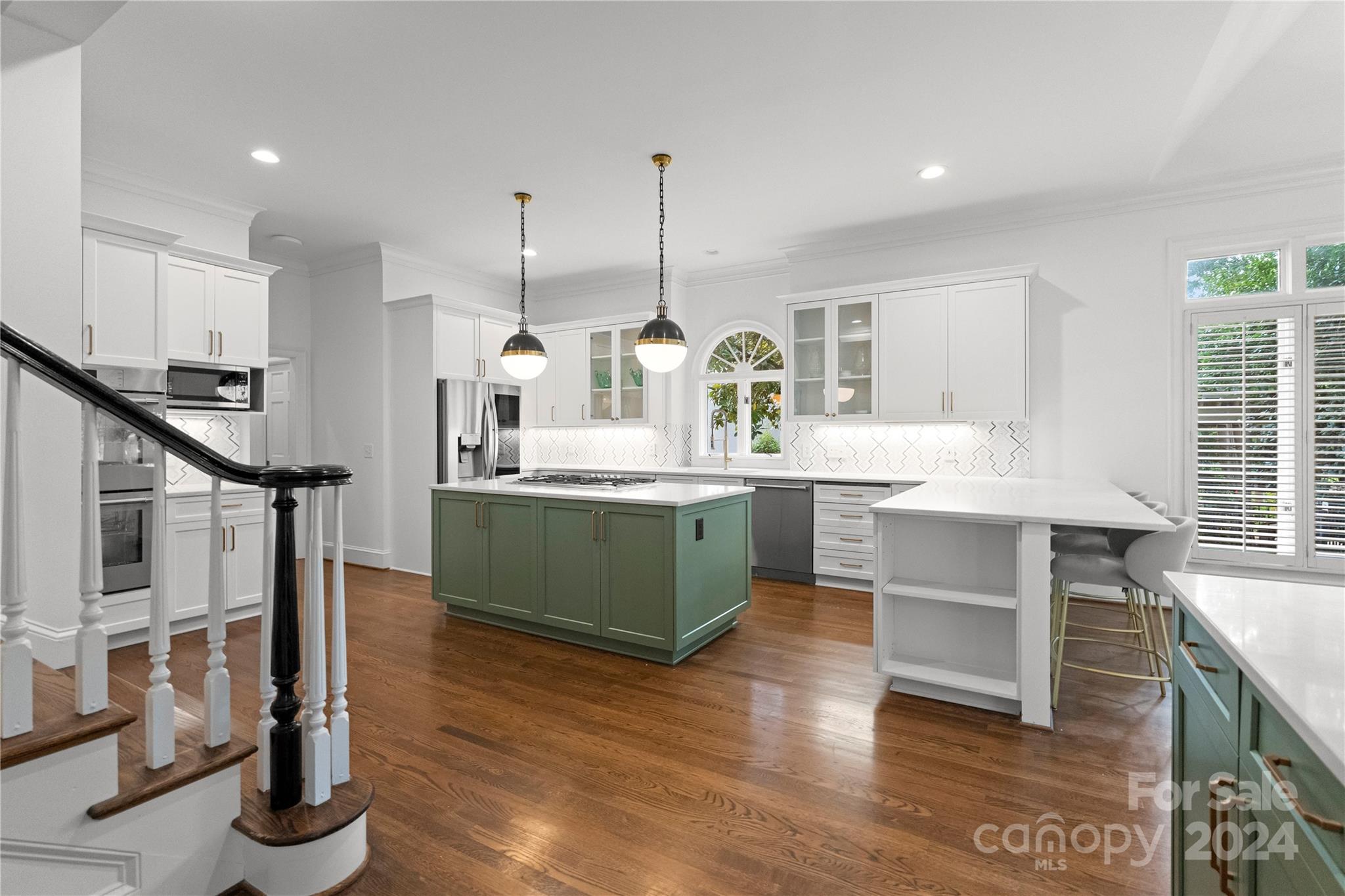 The Peninsula - Residential