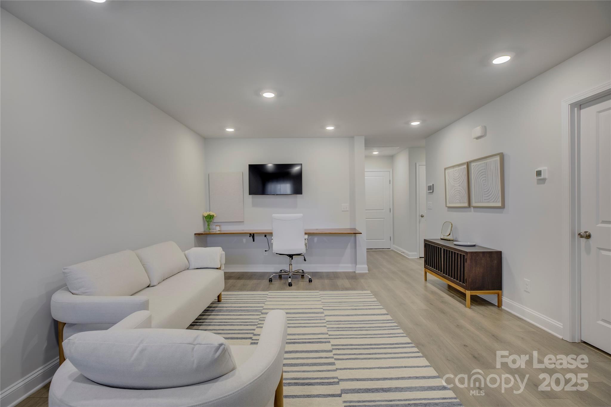 Villa Heights - Residential Lease