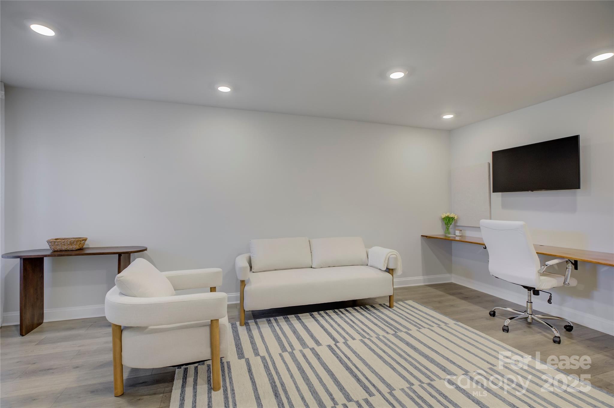 Villa Heights - Residential Lease