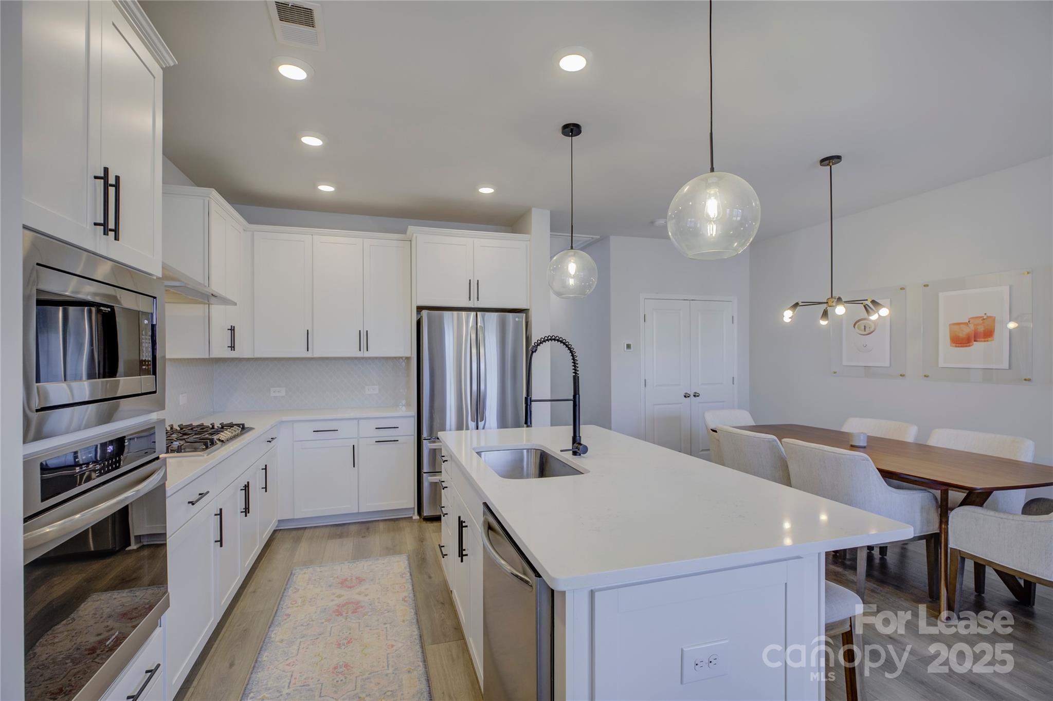 Villa Heights - Residential Lease