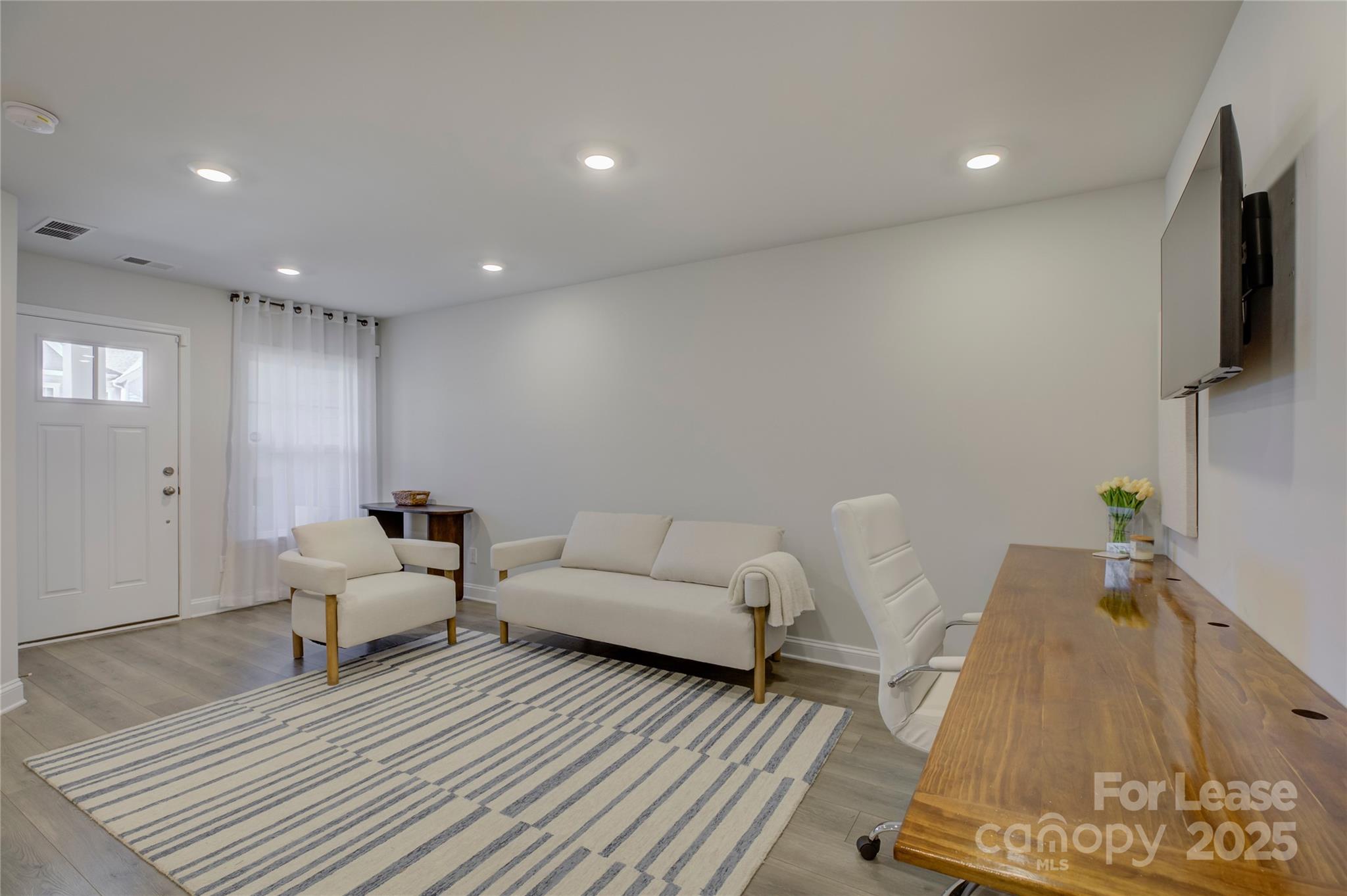 Villa Heights - Residential Lease