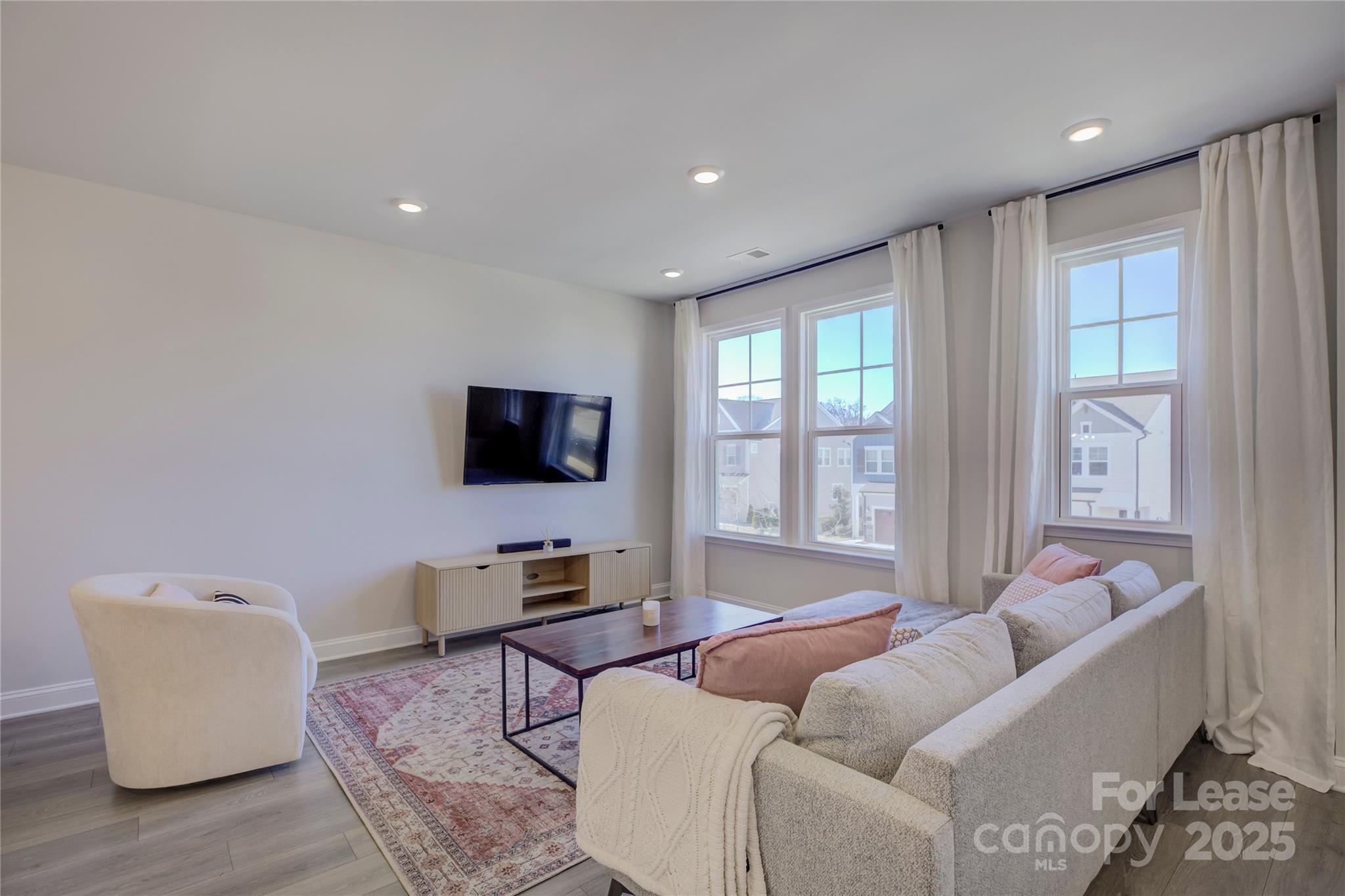 Villa Heights - Residential Lease