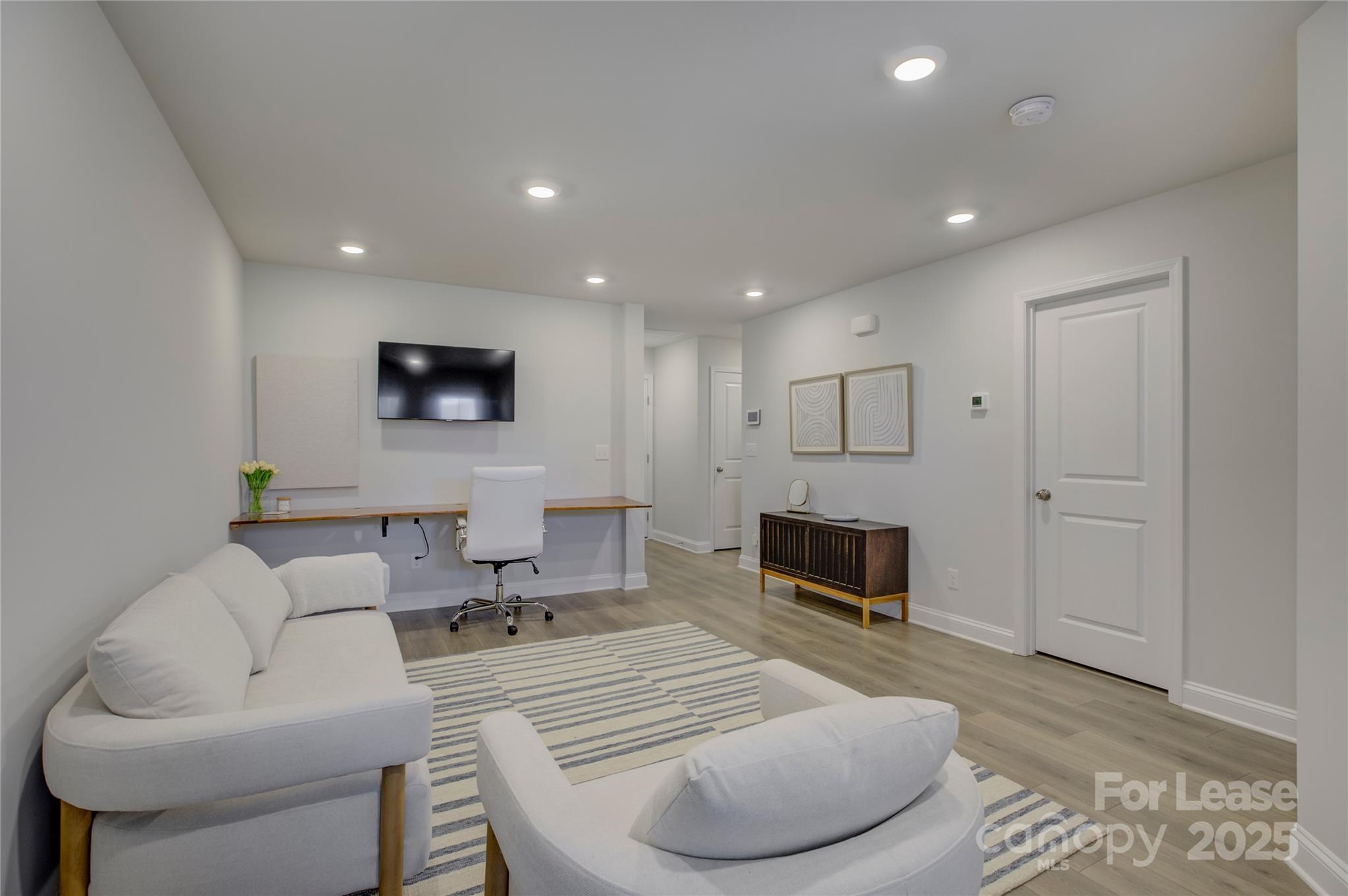 Villa Heights - Residential Lease