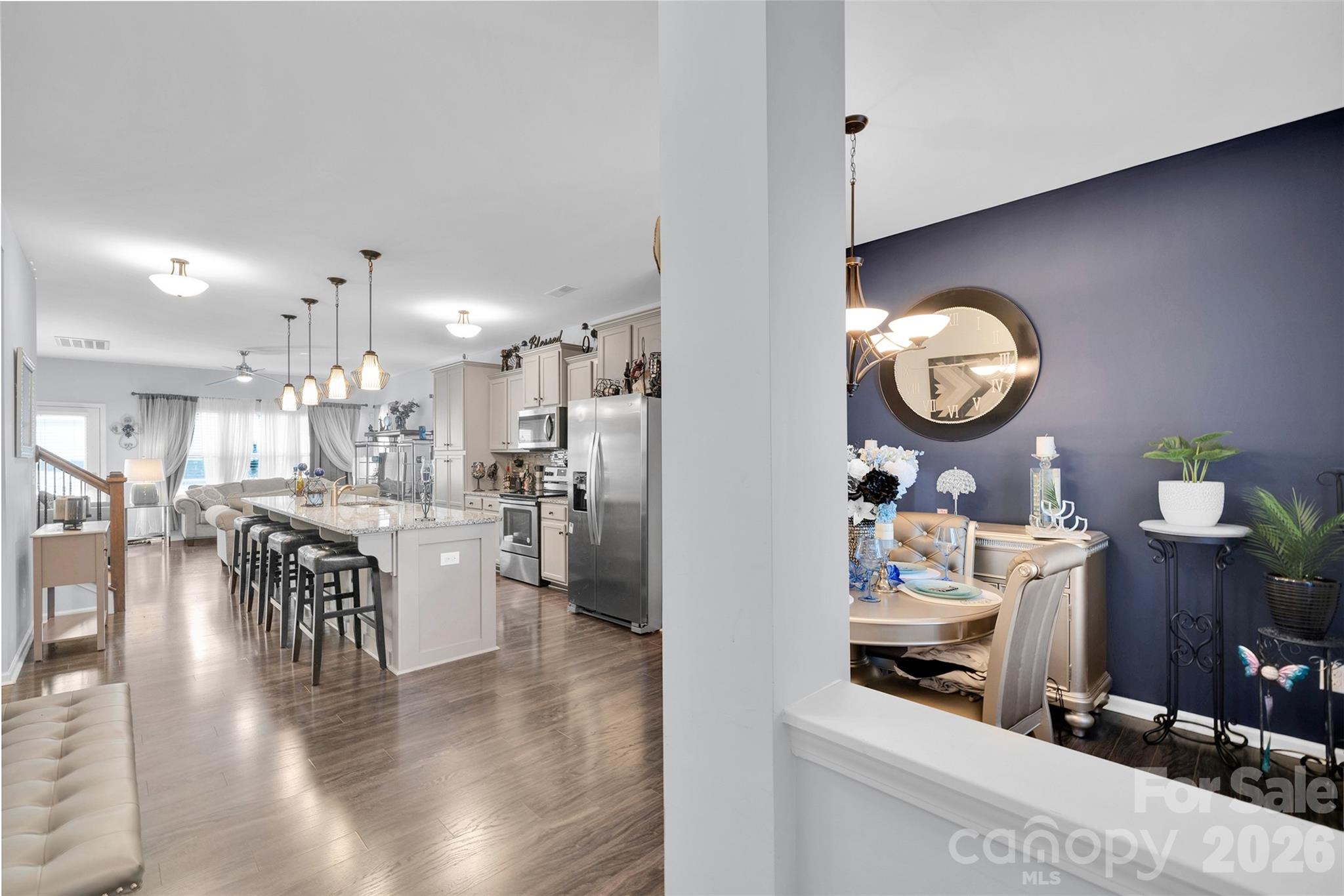 2527 Courtland Drive