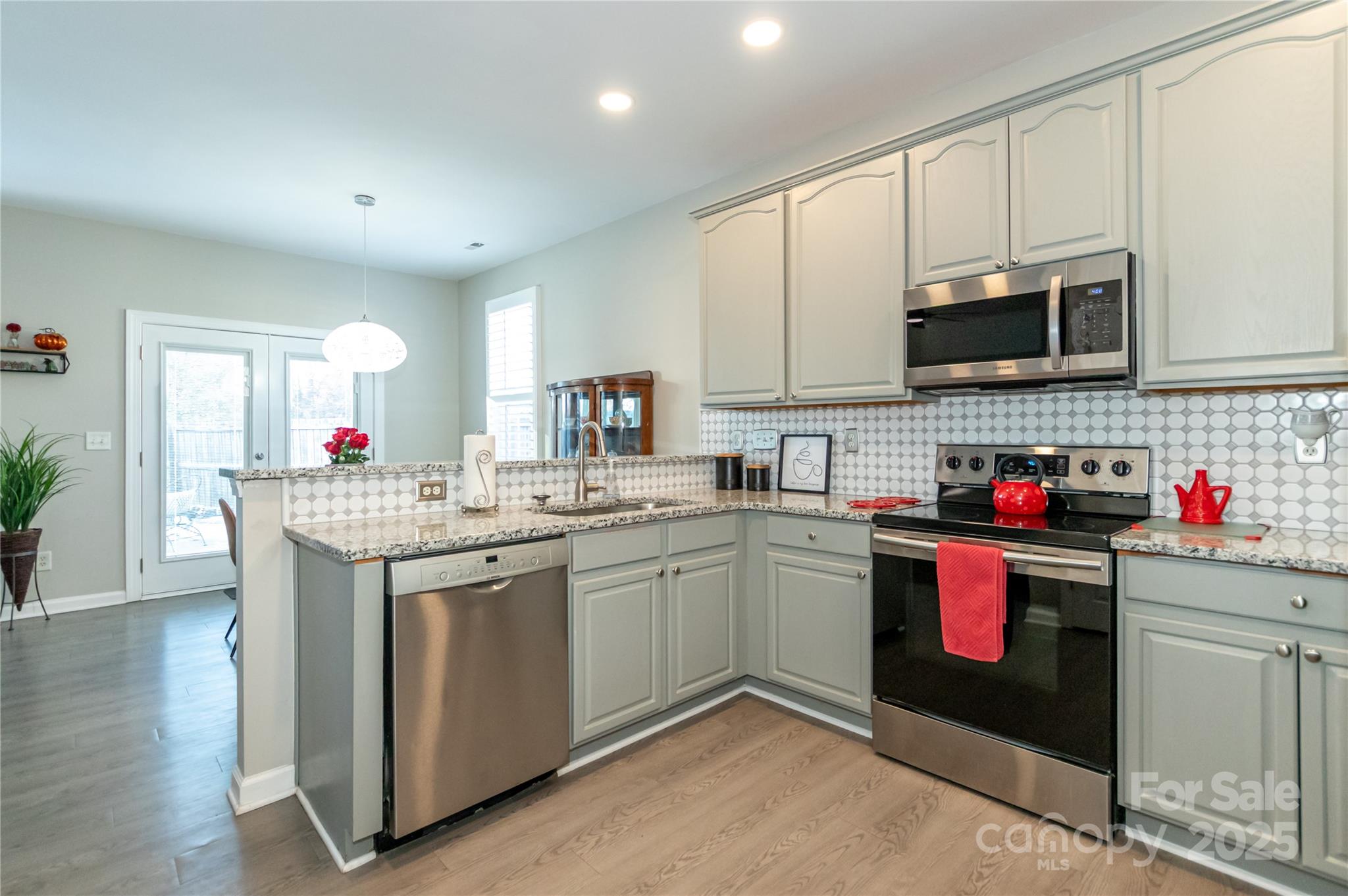 Steele Meadows - Residential