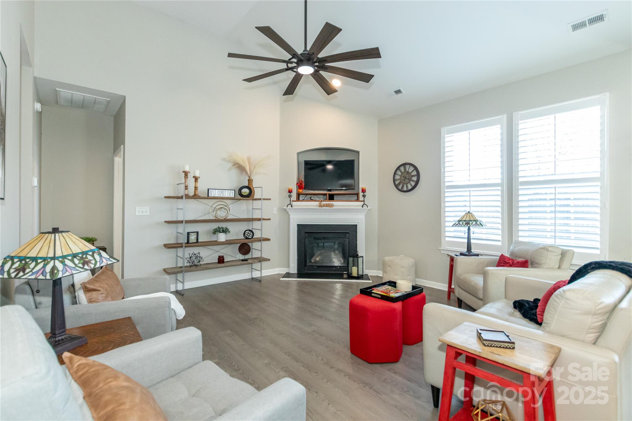 Steele Meadows - Residential