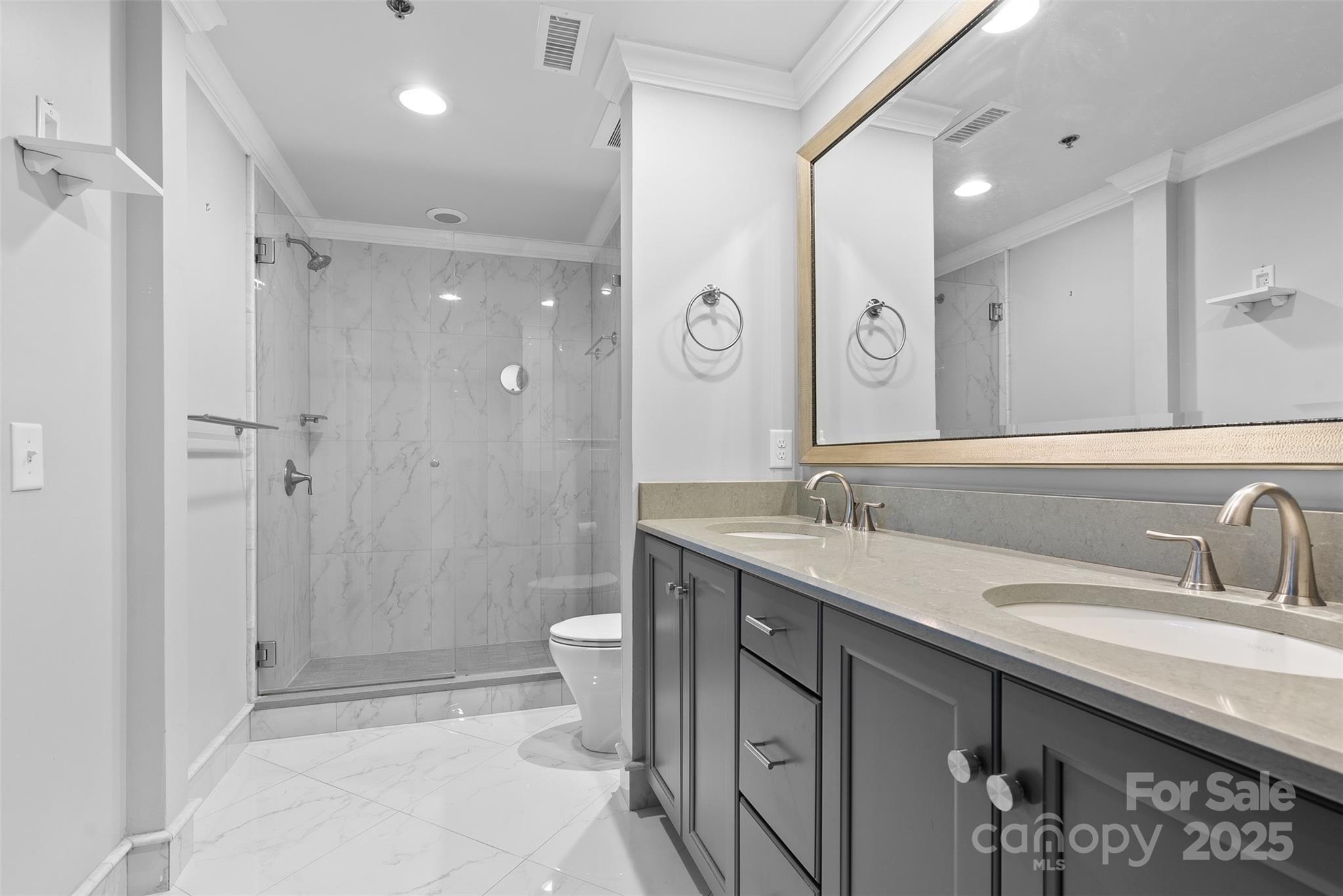 Charlotte, North Carolina 28203, United States, 2 Bedrooms Bedrooms, ,2 BathroomsBathrooms,Residential,Active,182529