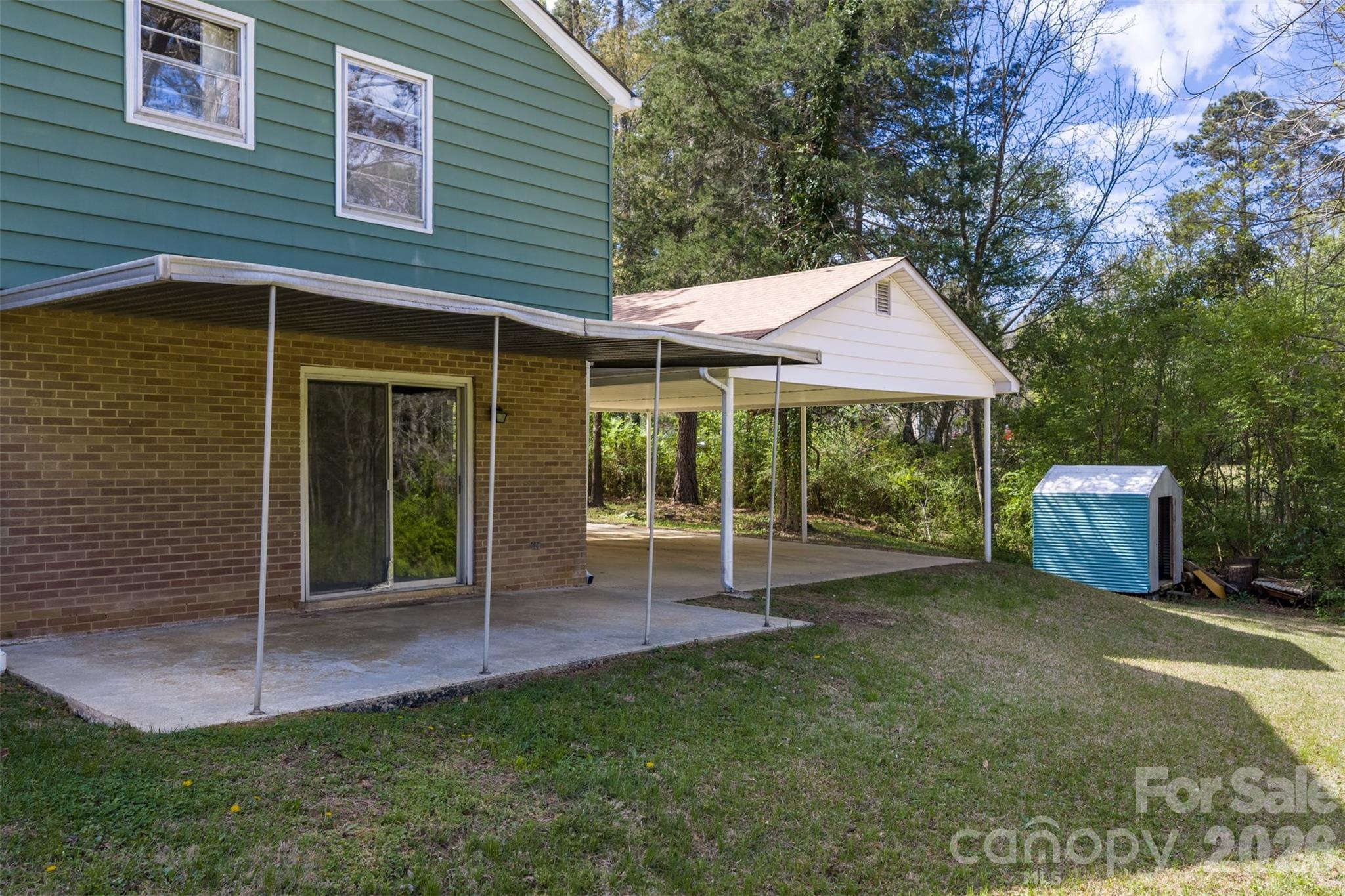 Country Club Estates - Residential