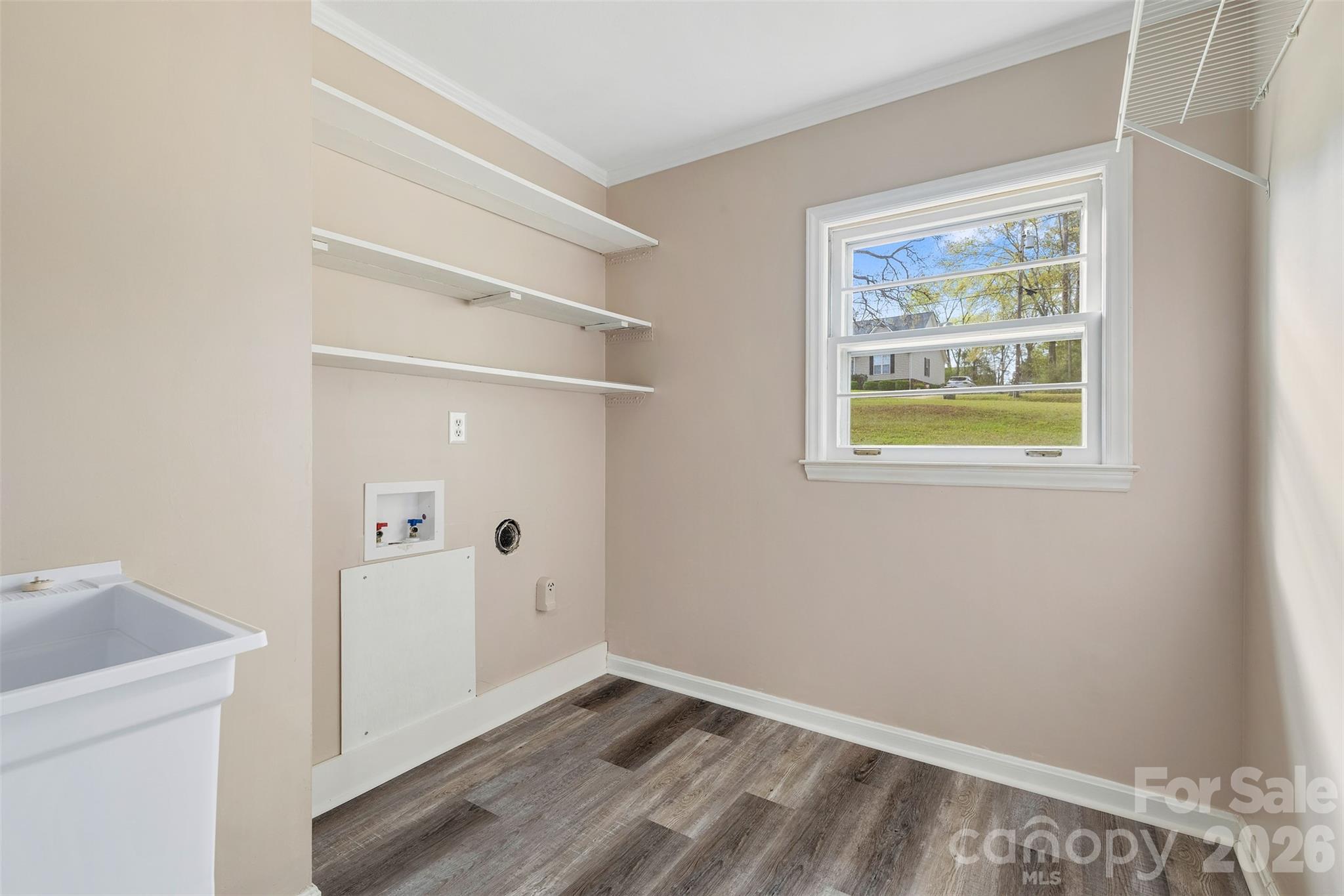 Country Club Estates - Residential