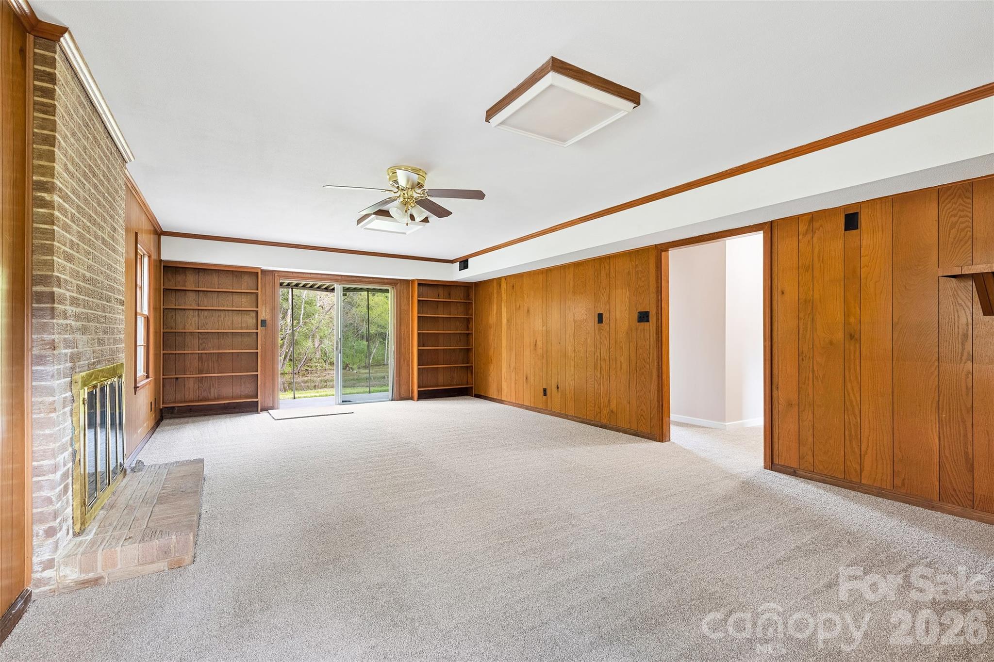 Country Club Estates - Residential