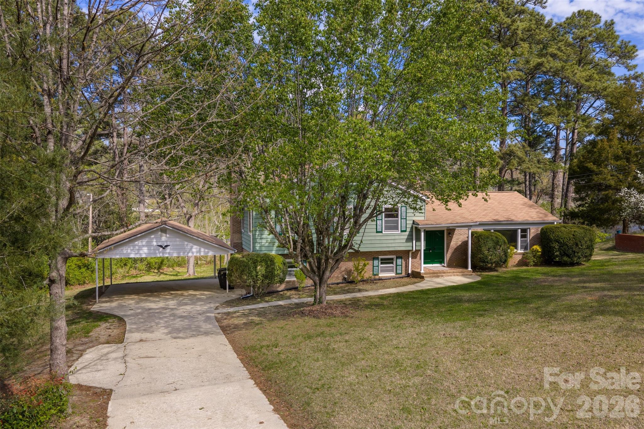 Country Club Estates - Residential