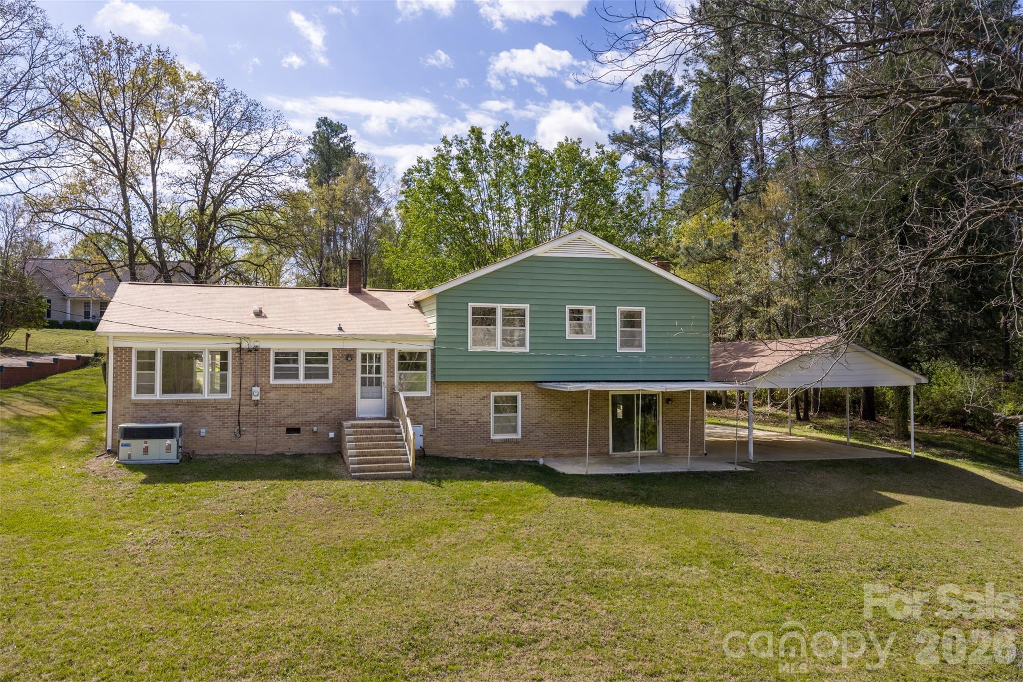 Country Club Estates - Residential