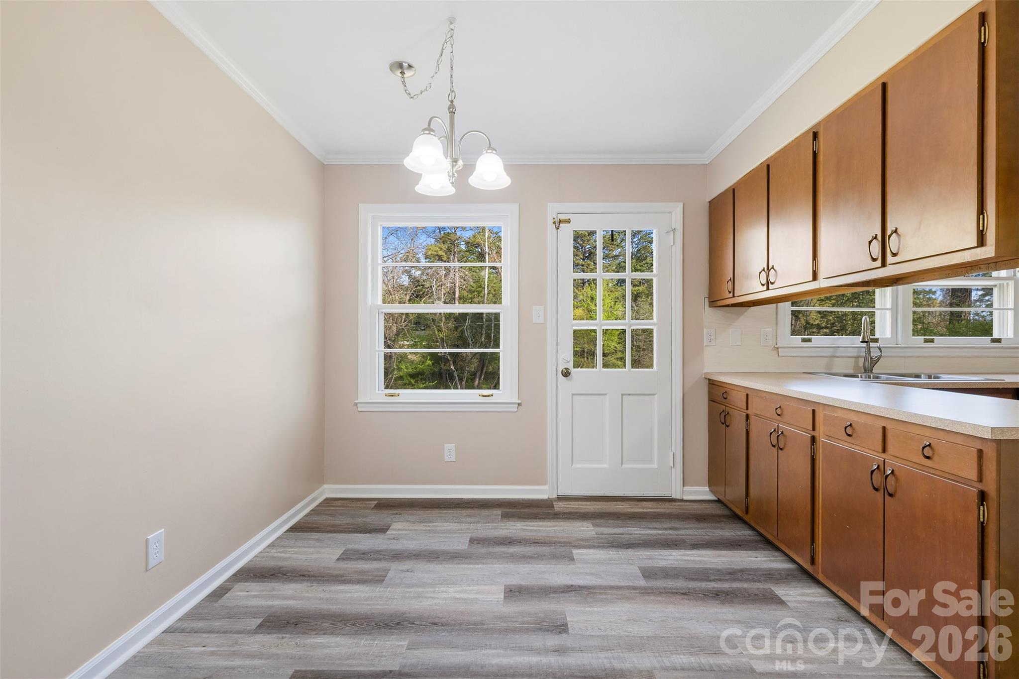 Country Club Estates - Residential