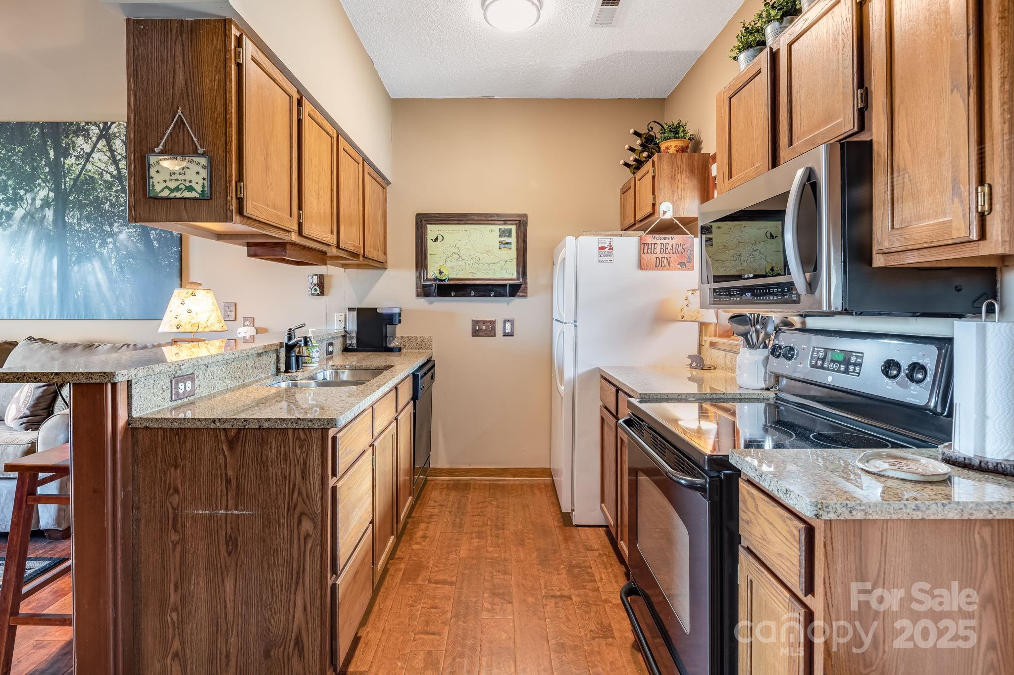 Wolf Laurel - Residential