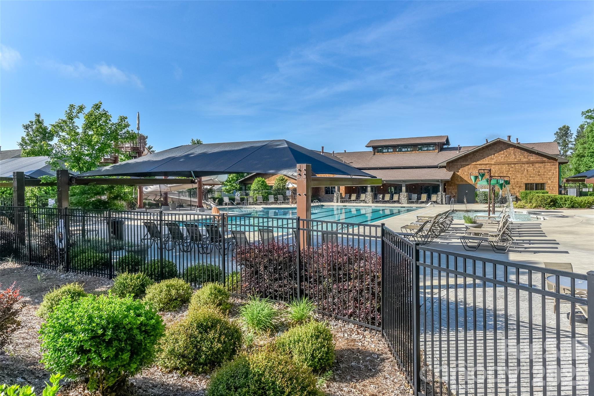 Lake Ridge - Residential