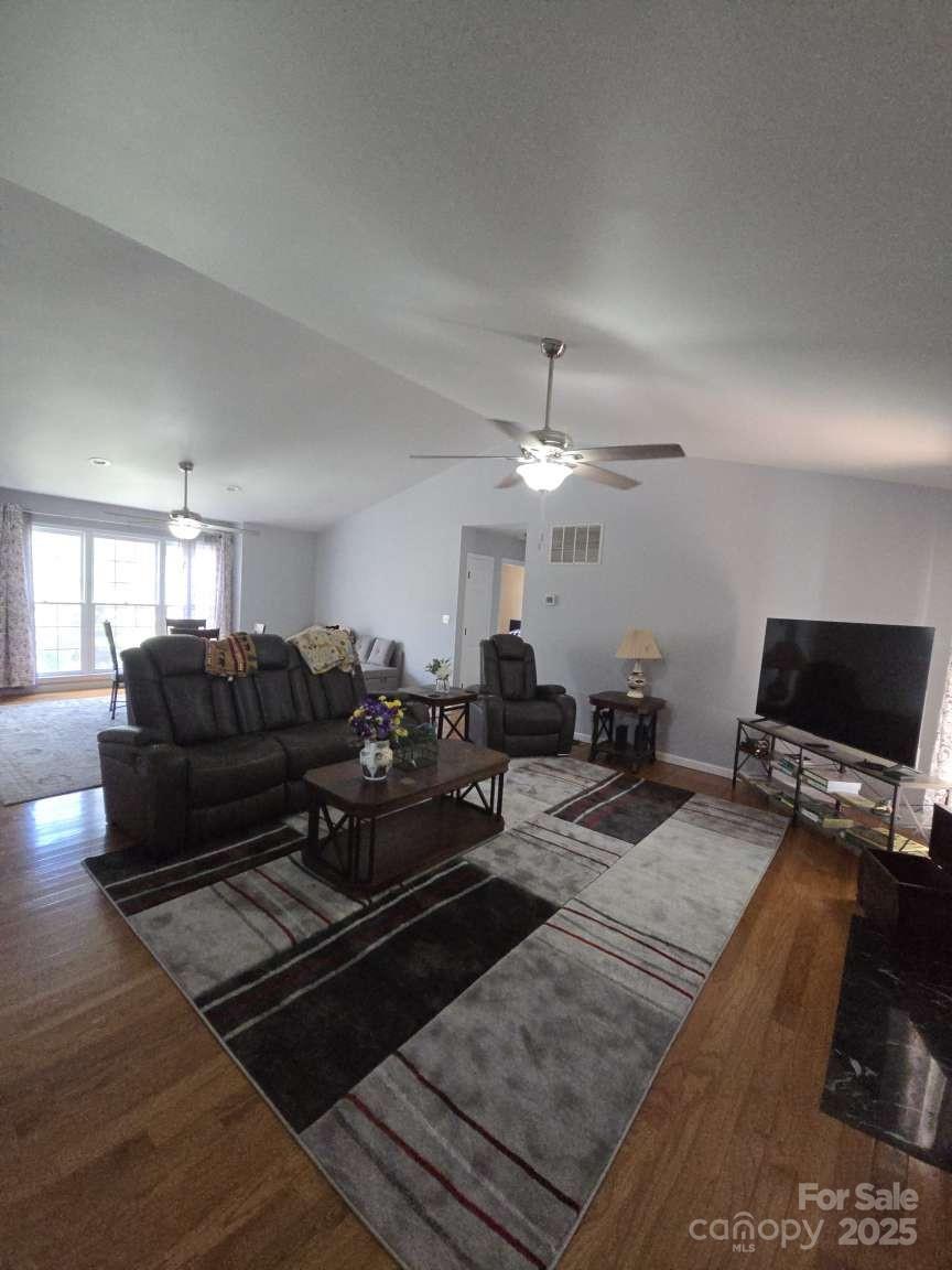 15 Primrose Lane