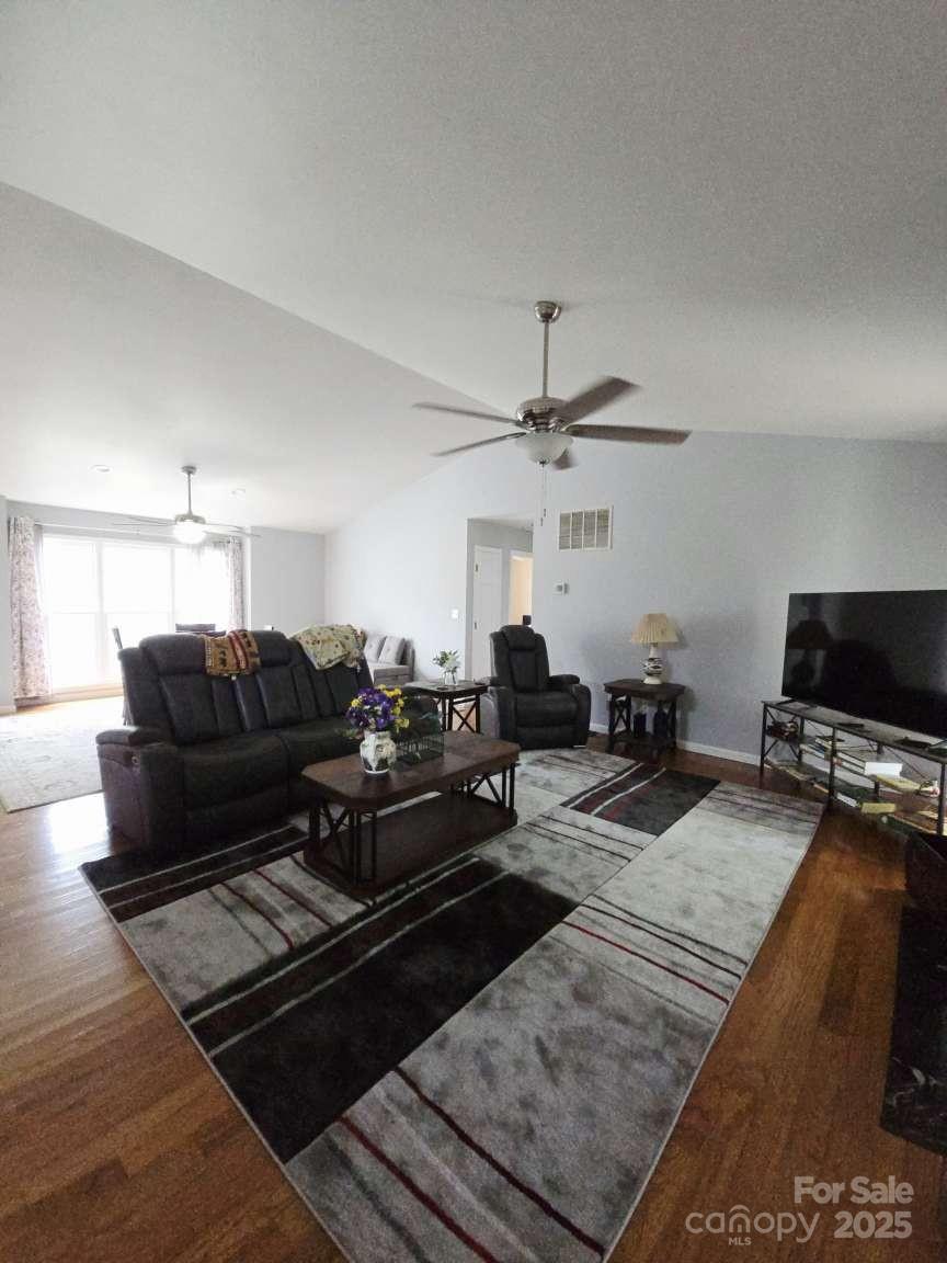 15 Primrose Lane
