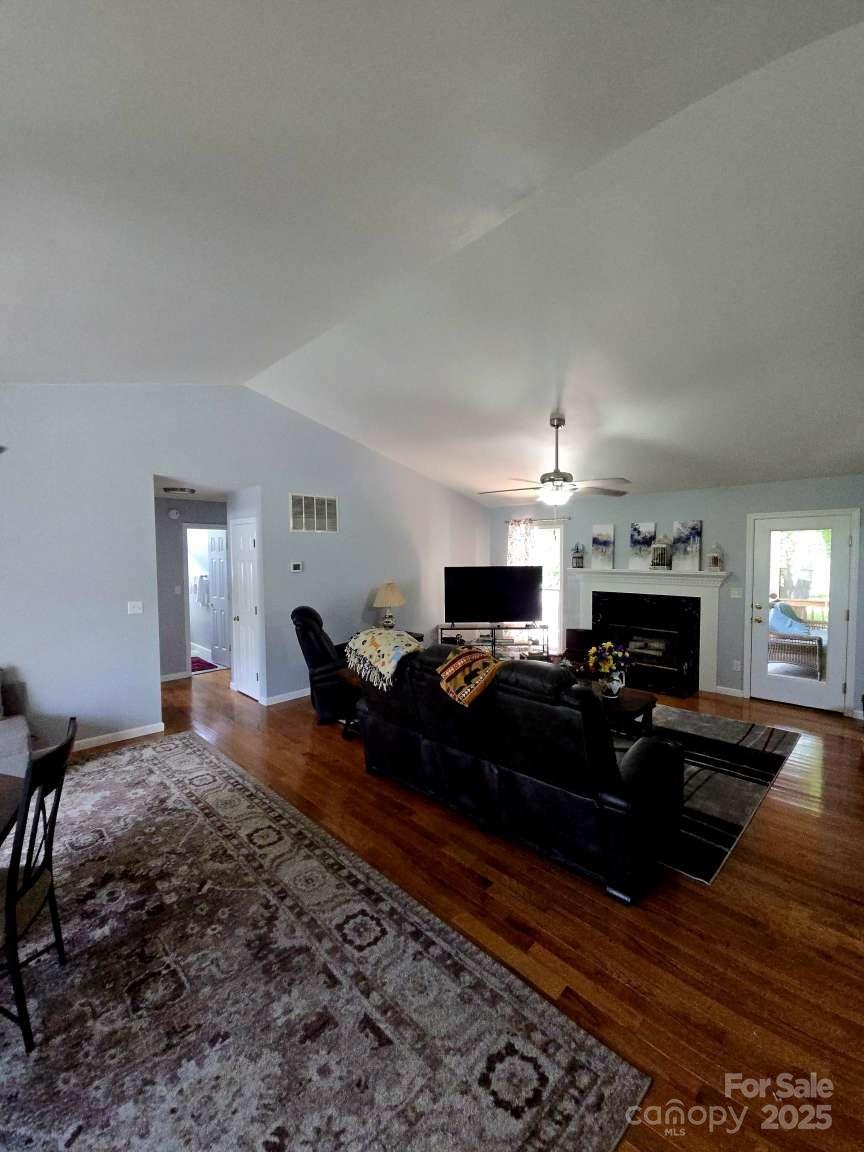 15 Primrose Lane