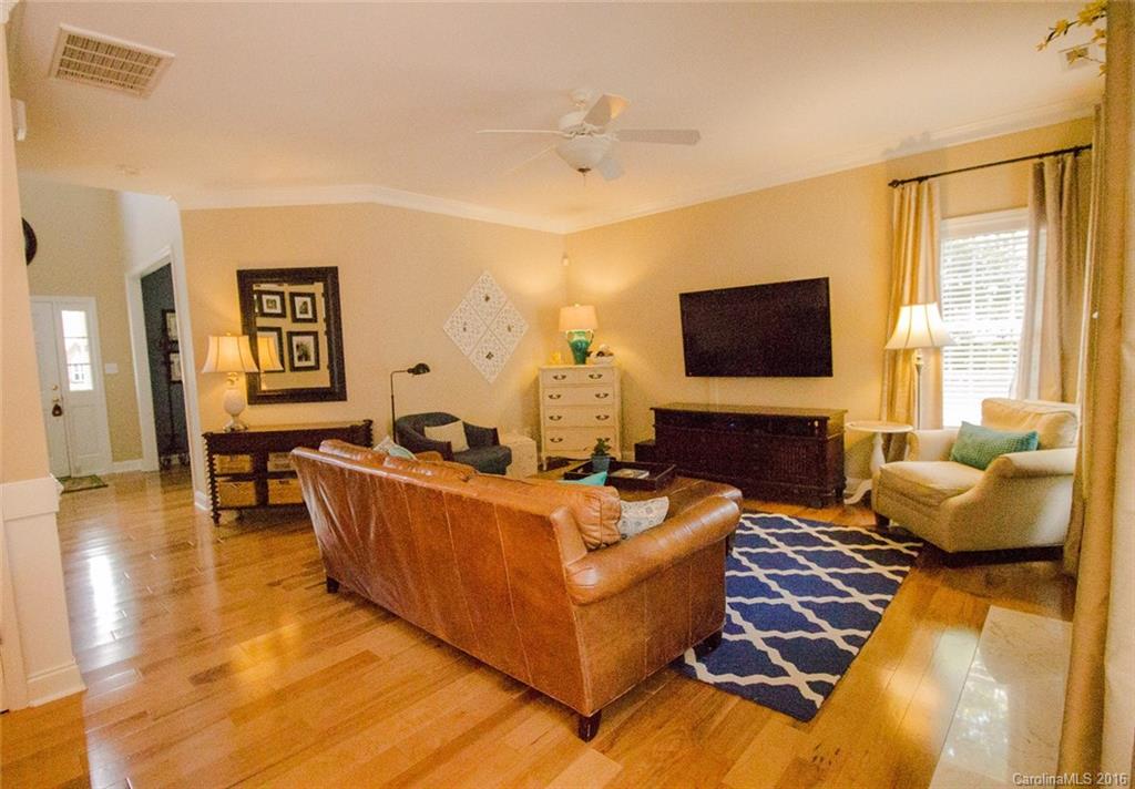 Cypress Pointe - Residential