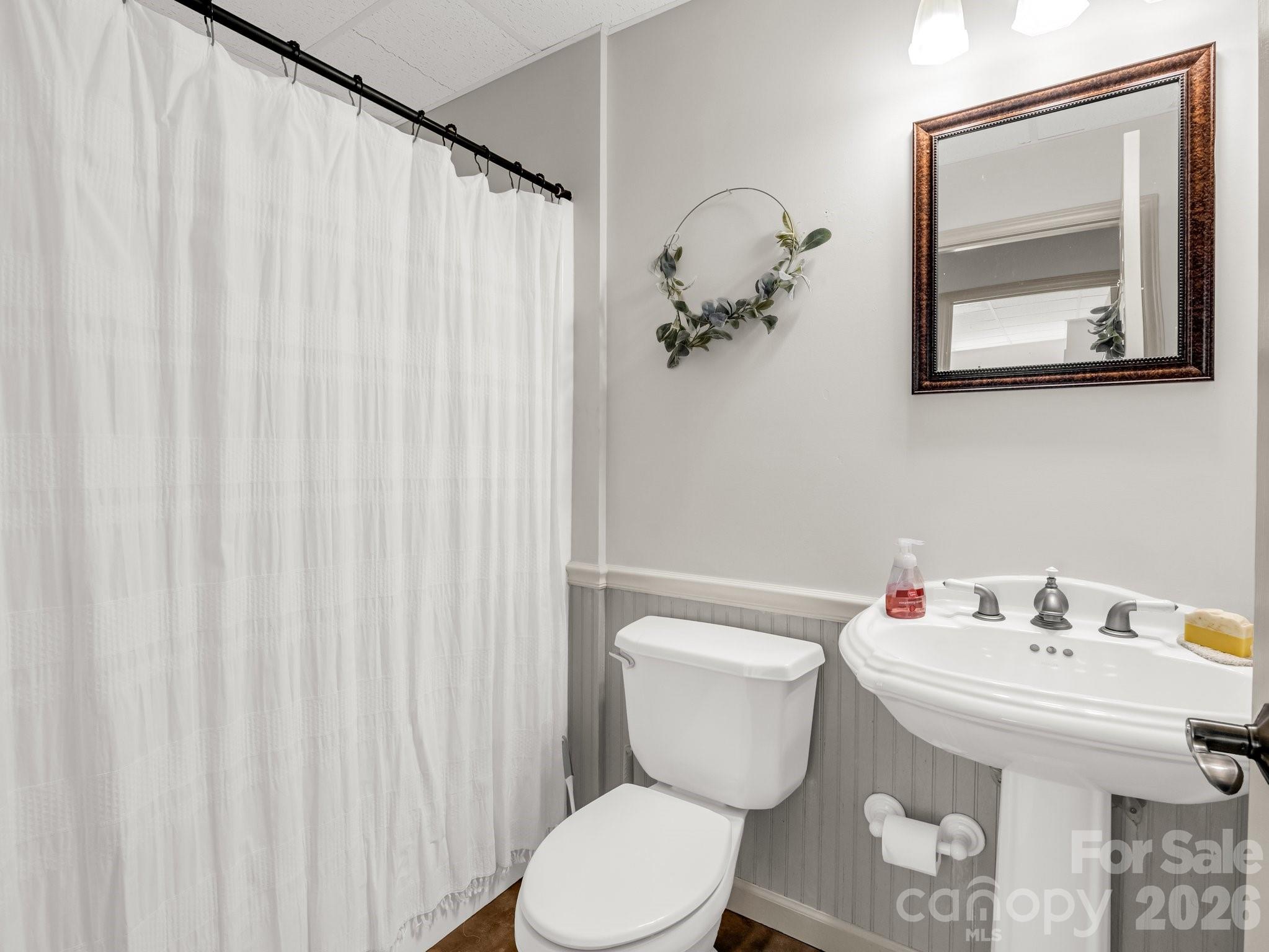 Gateway Mountain - Residential