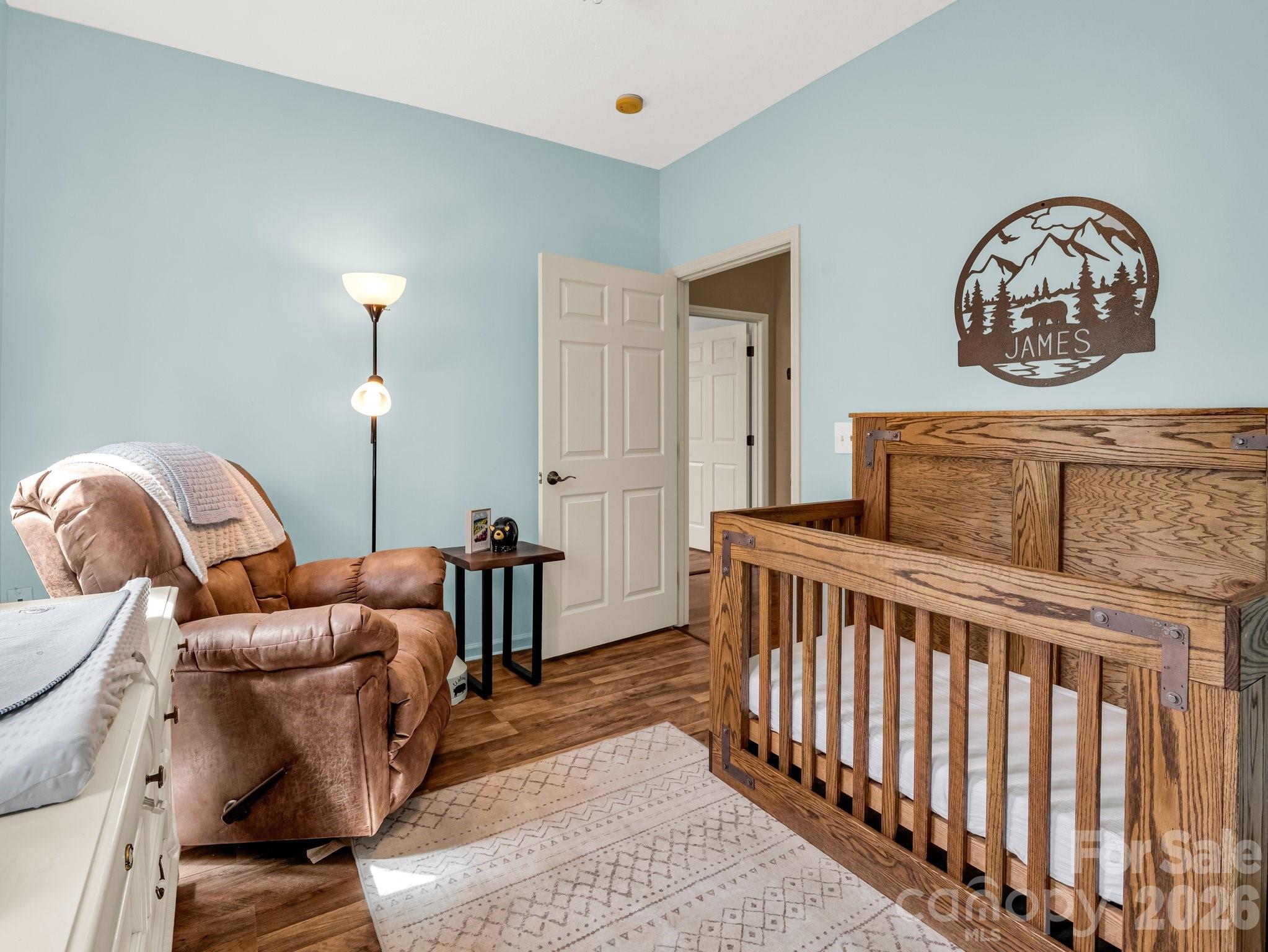 Gateway Mountain - Residential