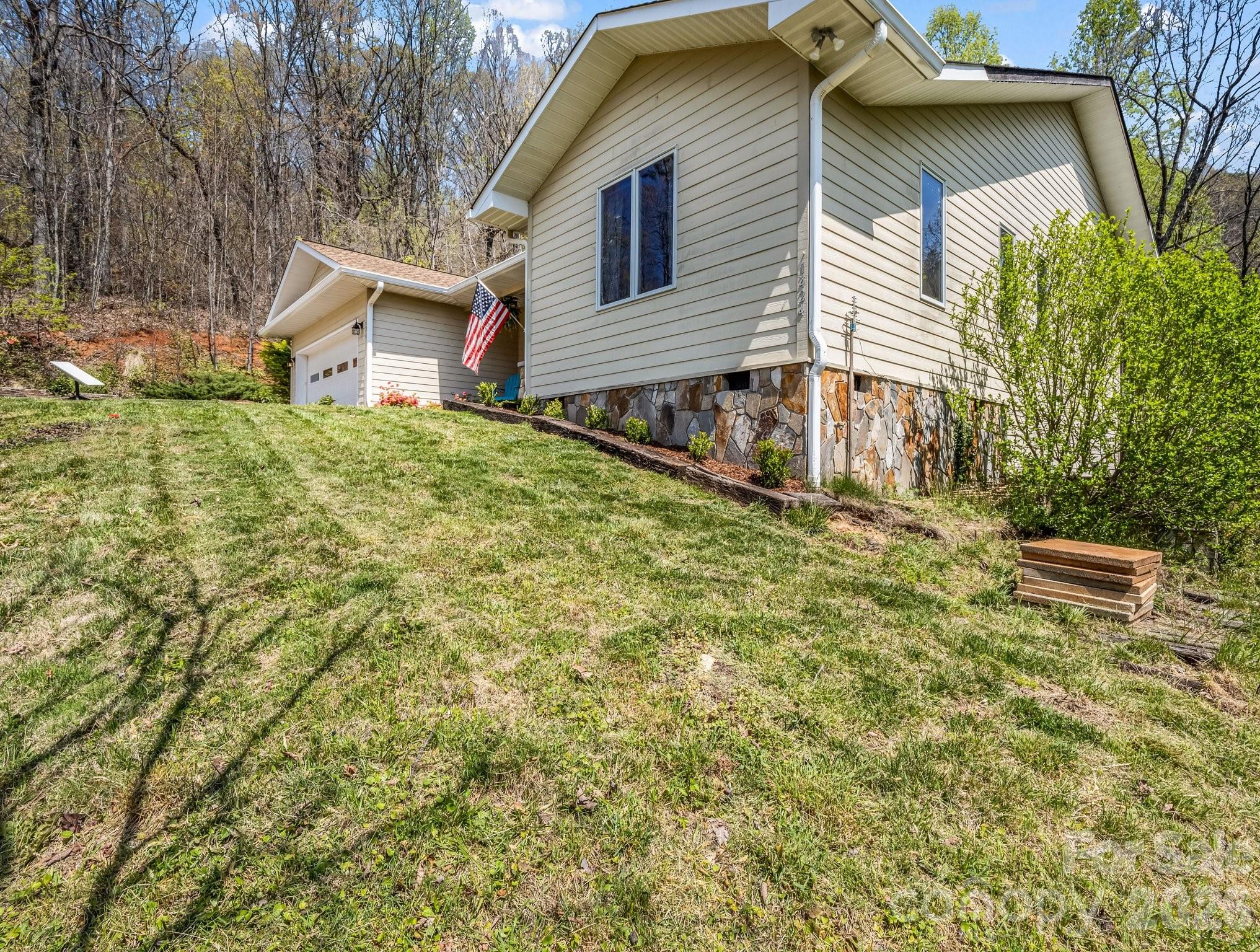 Gateway Mountain - Residential