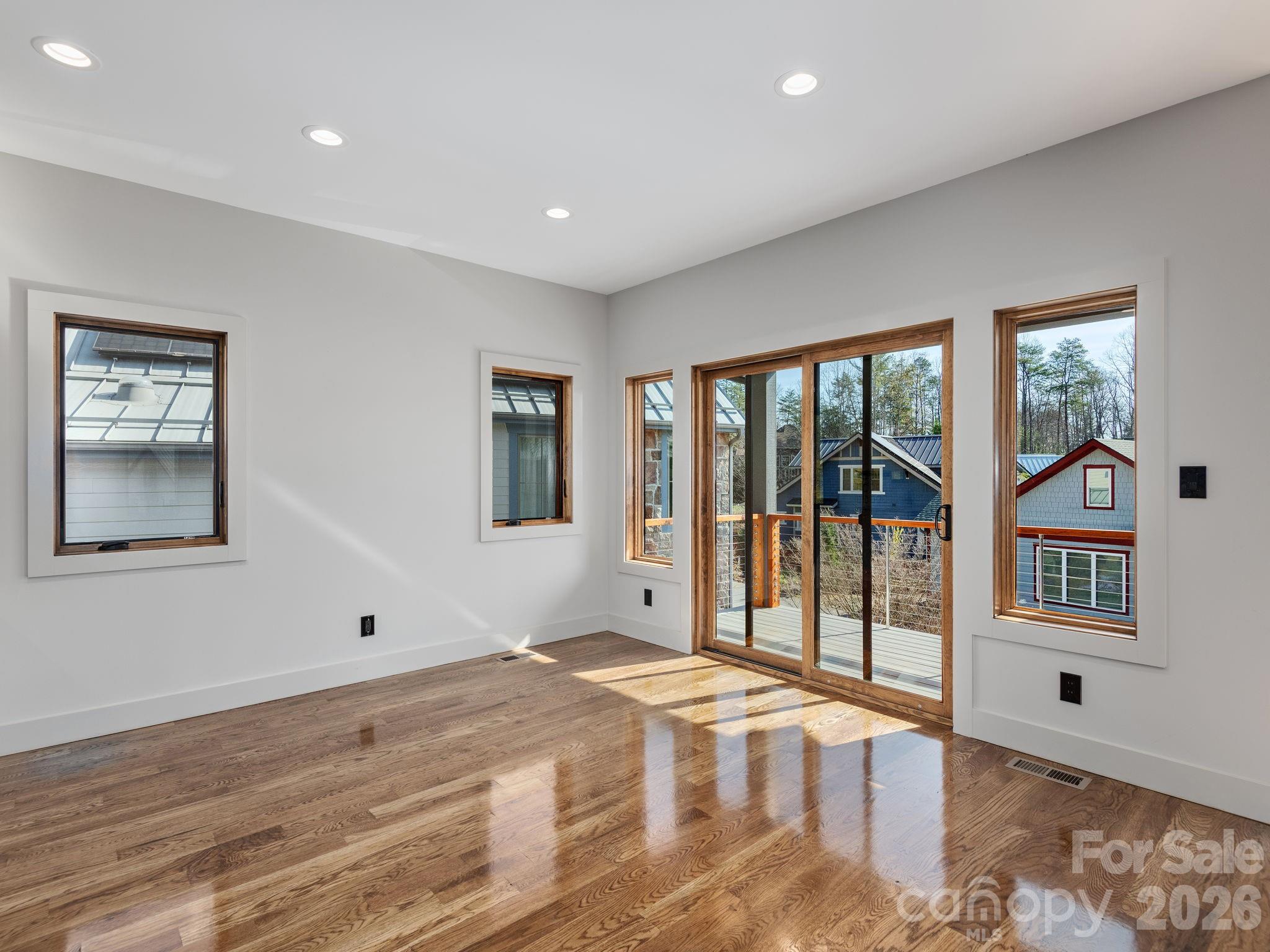The Villages At Crest Mountain - Residential