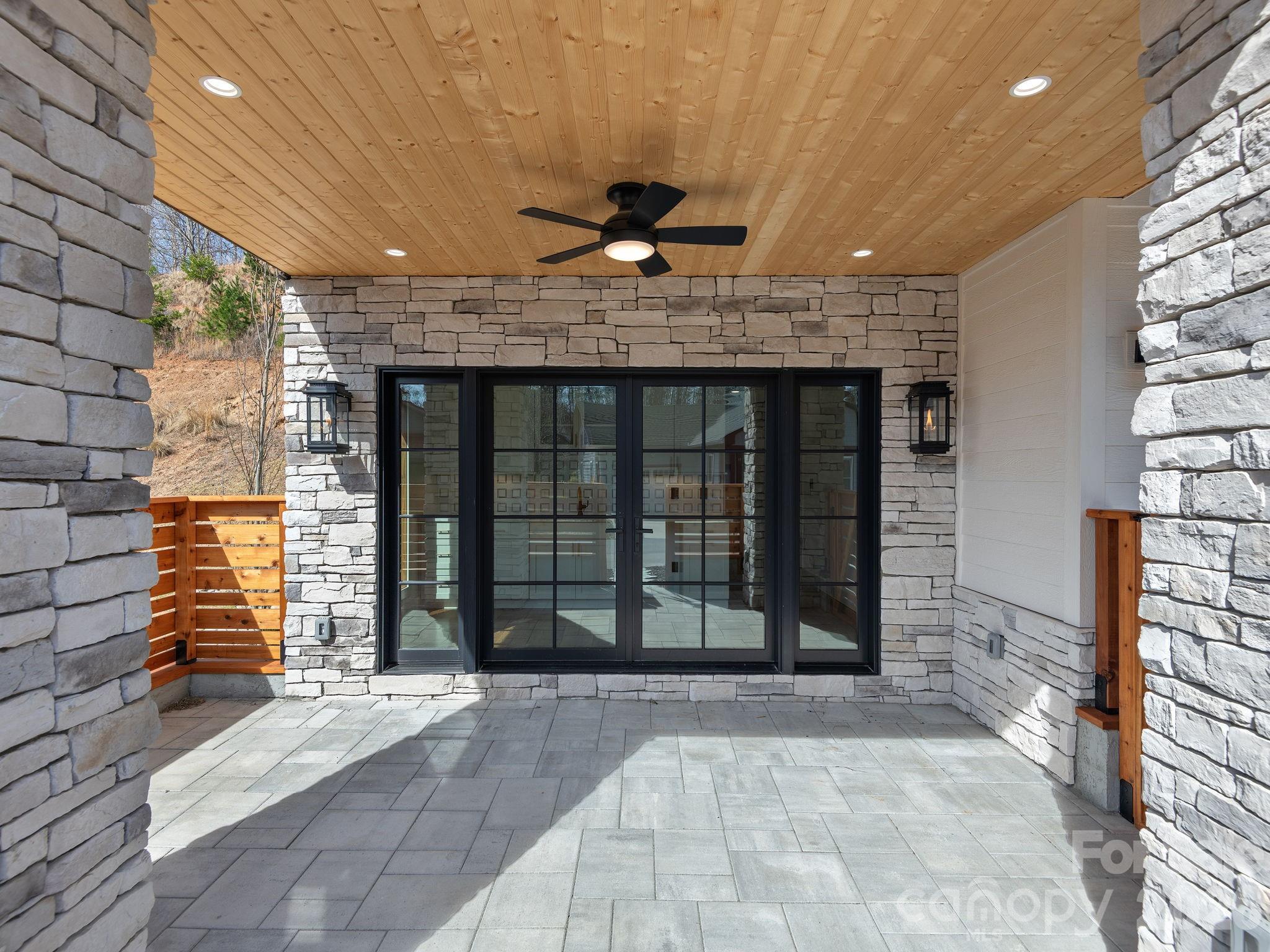 48 Verde Drive