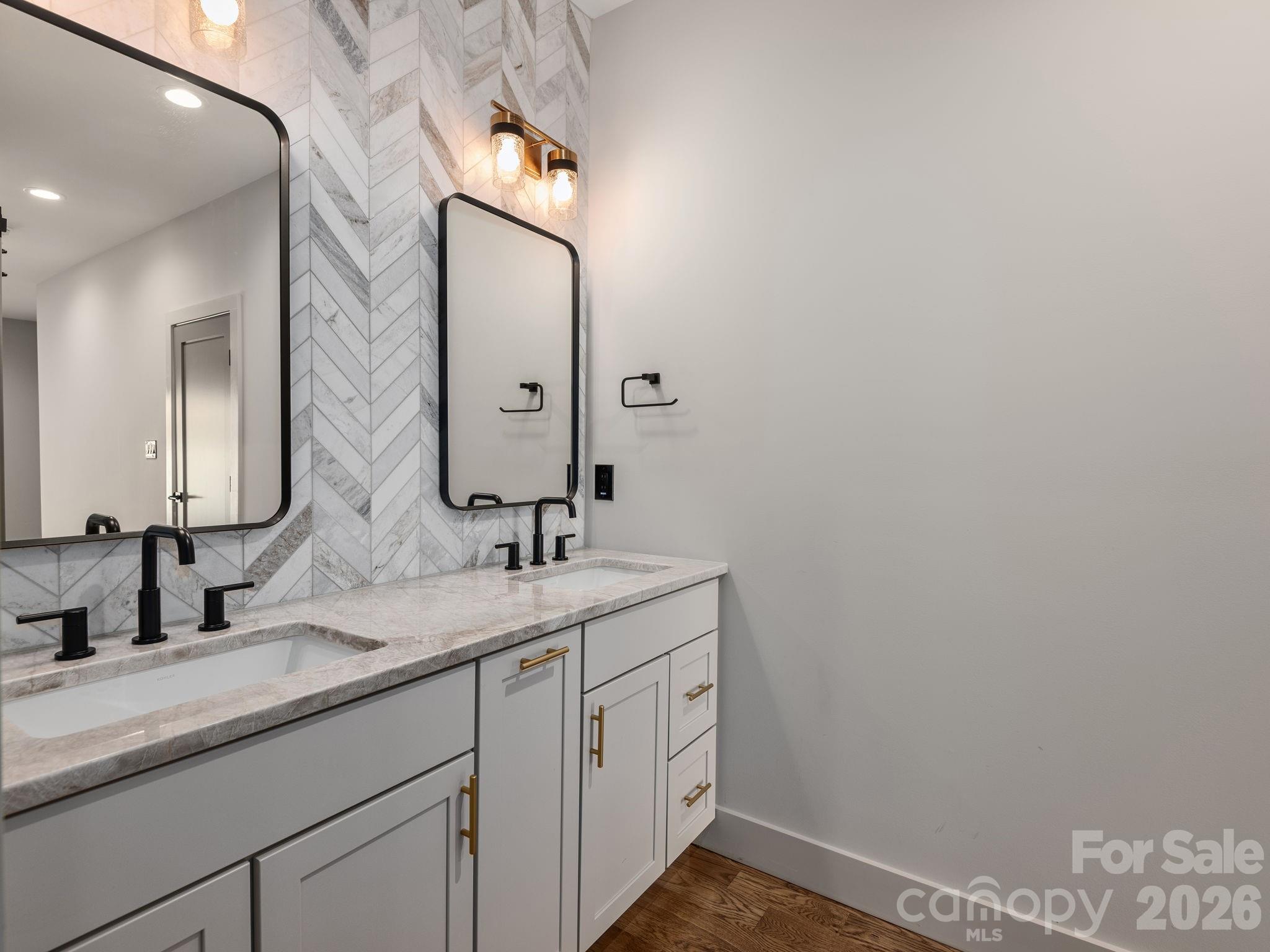 The Villages At Crest Mountain - Residential