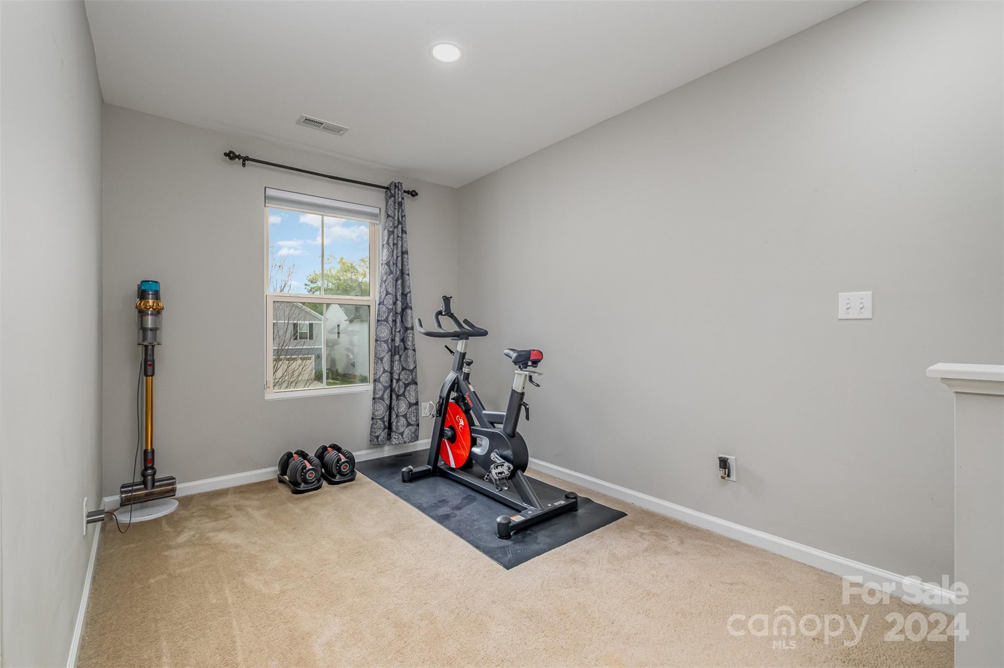 Independence Woods - Residential