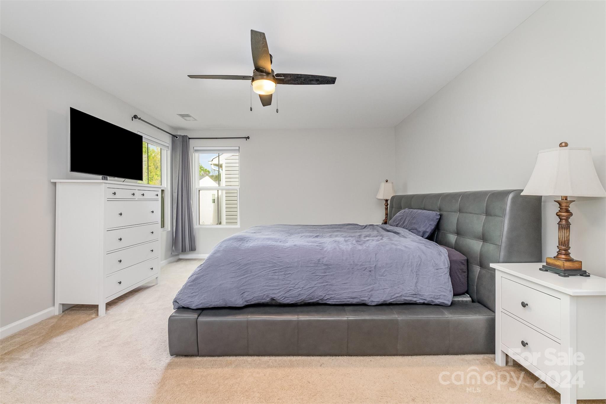 Independence Woods - Residential