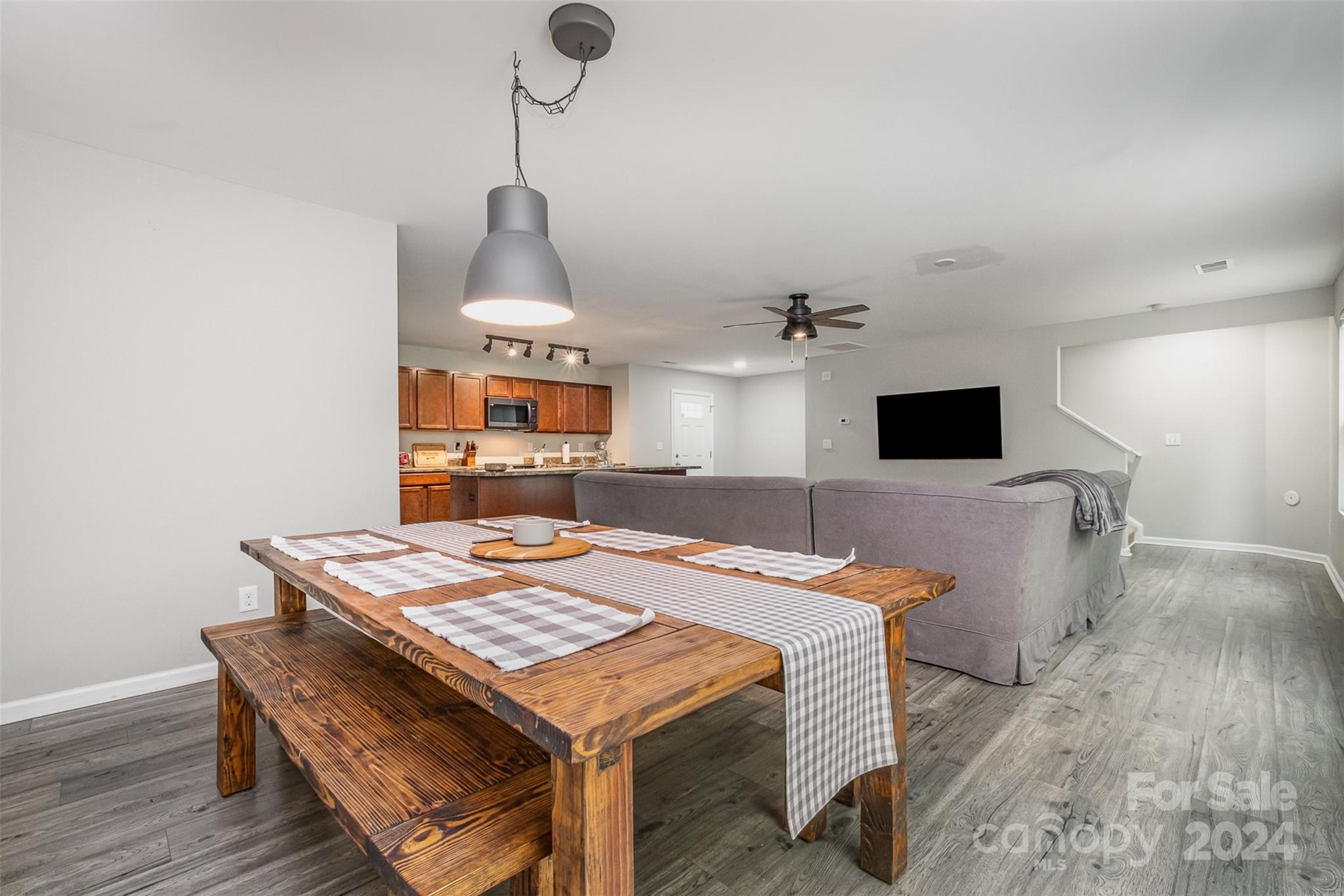 Independence Woods - Residential