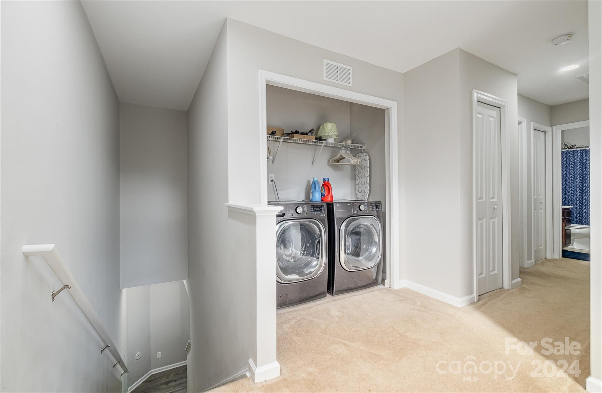 Independence Woods - Residential