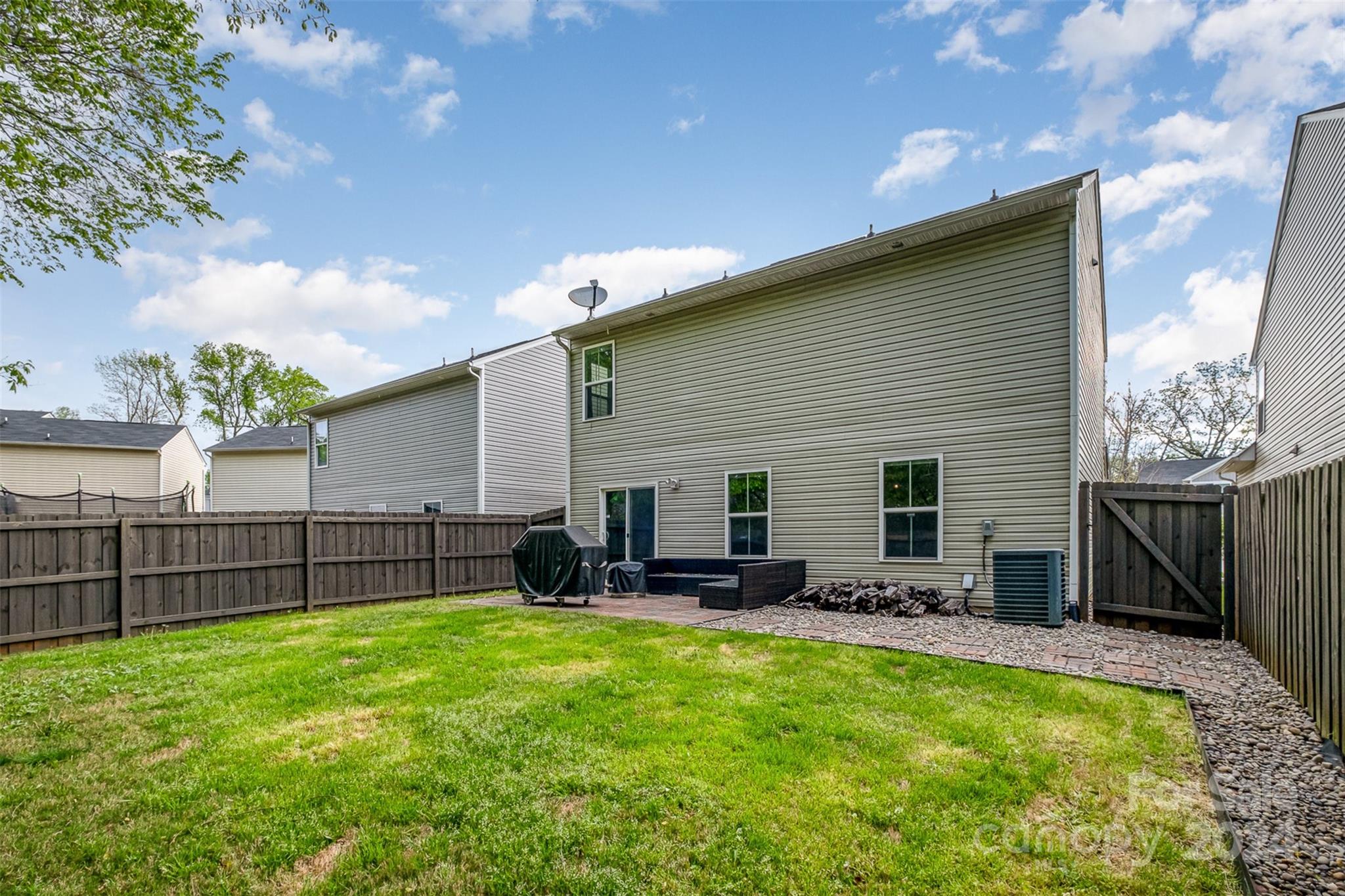 Independence Woods - Residential