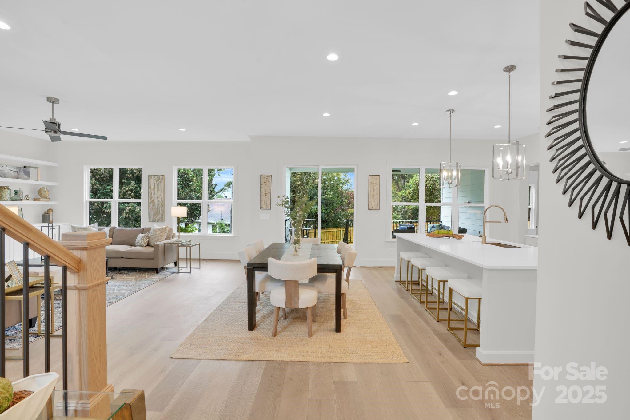 4918 Buckingham Drive