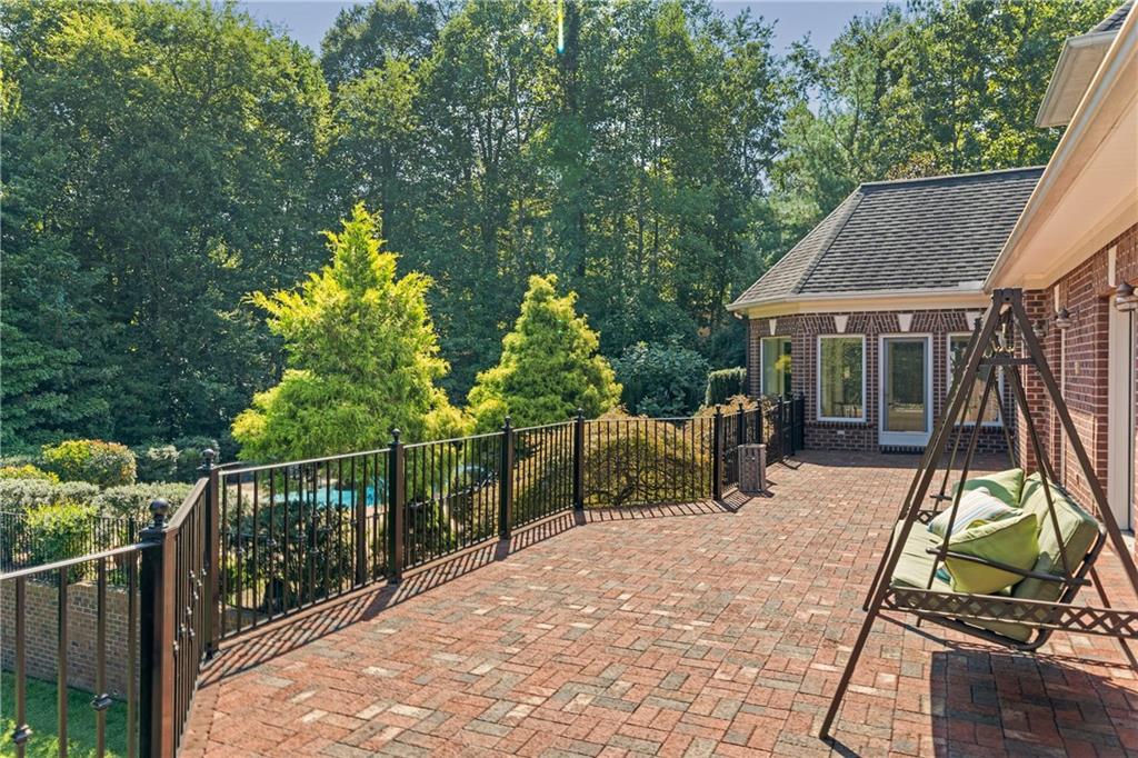 Moores Ferry - Residential