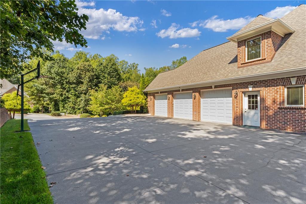 Moores Ferry - Residential