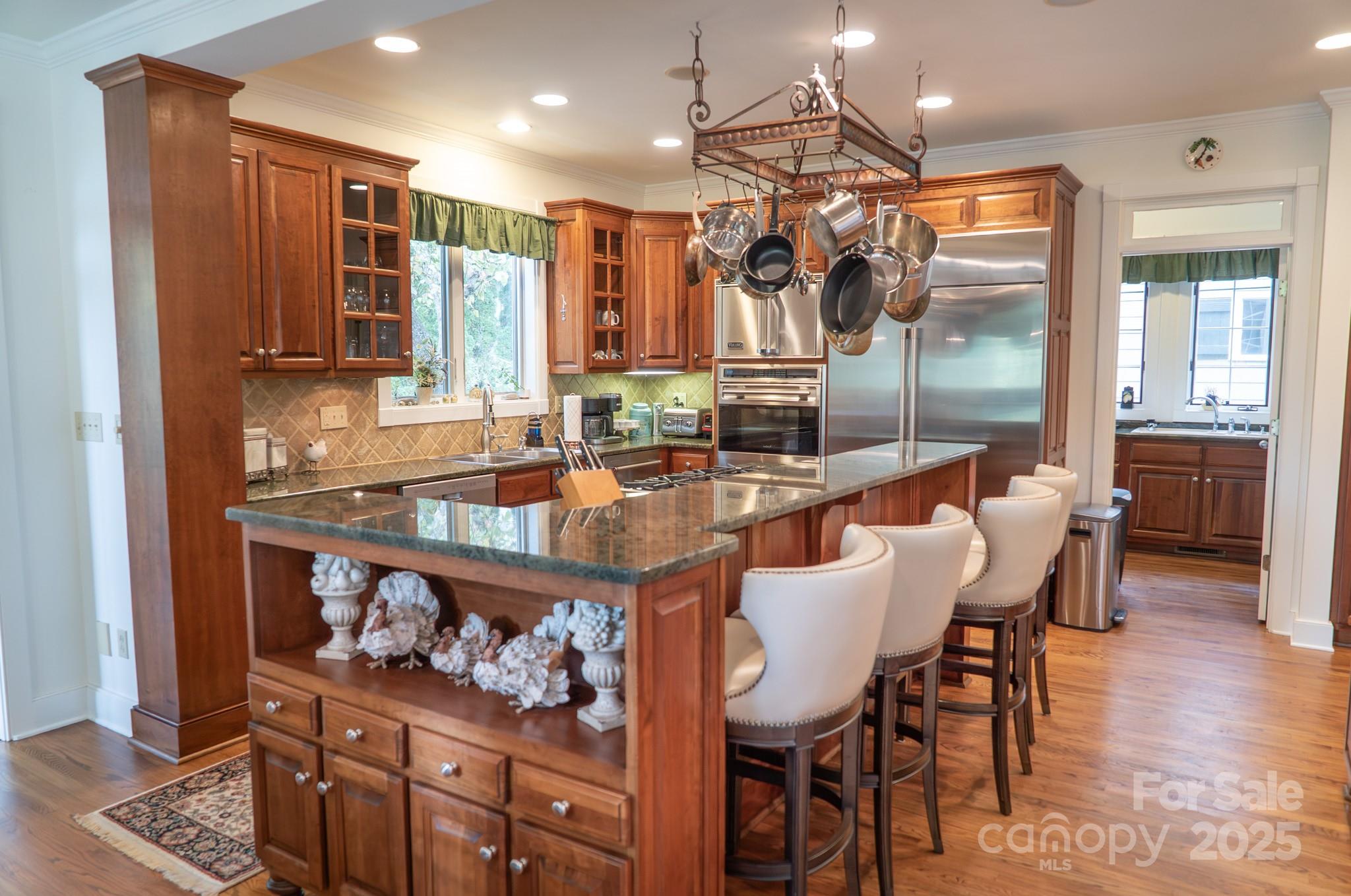 Morganton, North Carolina 28655, United States, 5 Bedrooms Bedrooms, ,5 BathroomsBathrooms,Residential,Active,222446