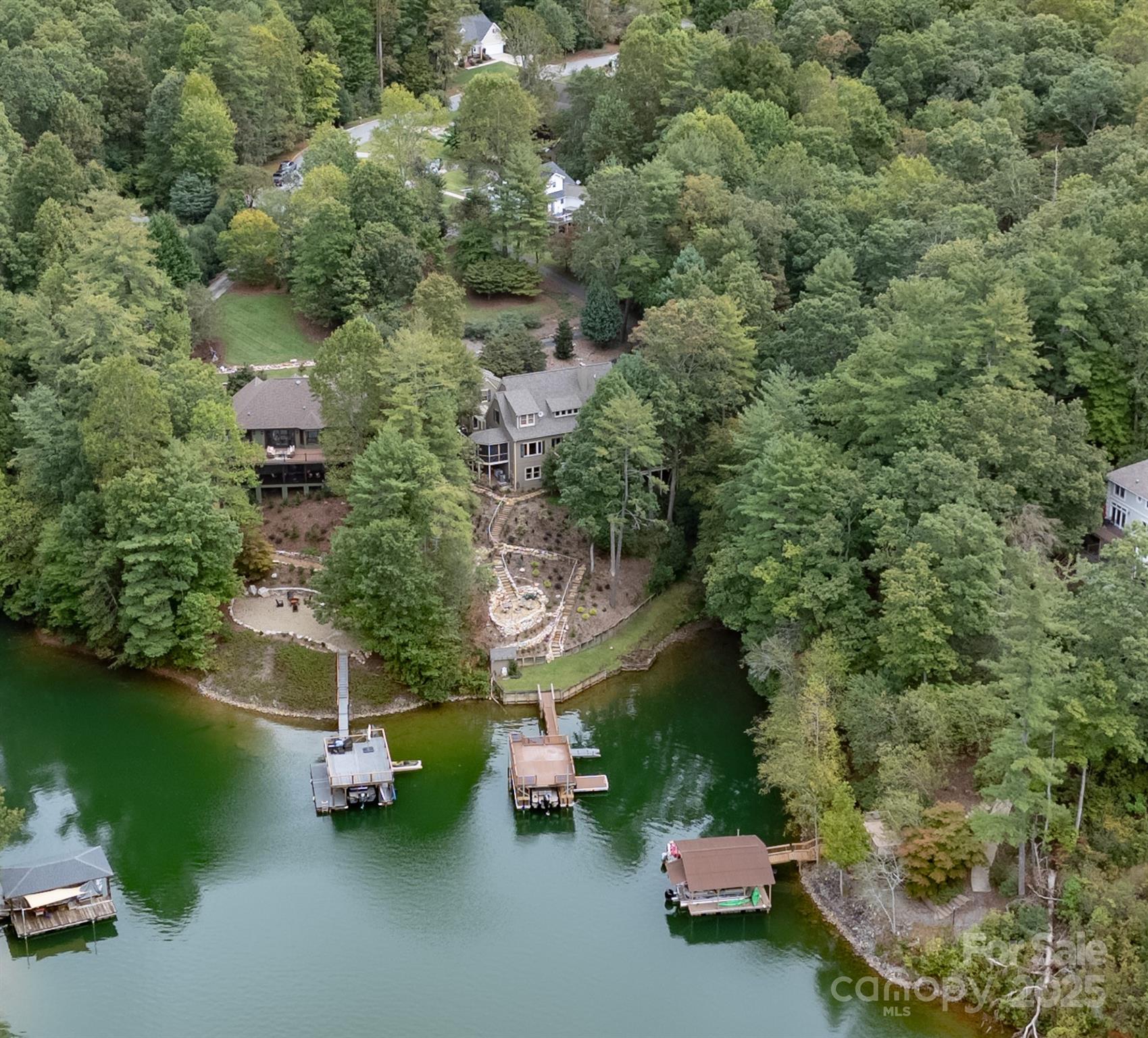 Morganton, North Carolina 28655, United States, 5 Bedrooms Bedrooms, ,5 BathroomsBathrooms,Residential,Active,222446