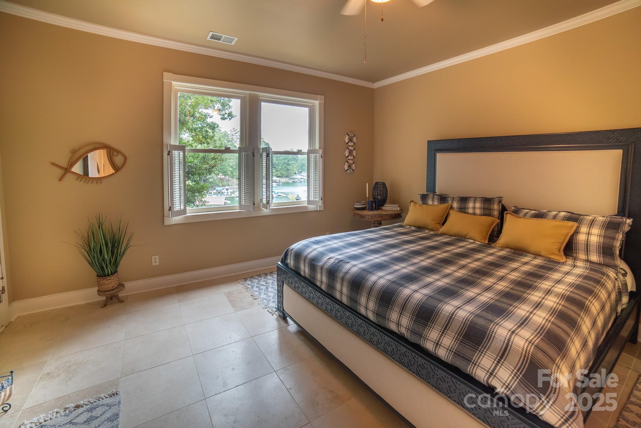 Morganton, North Carolina 28655, United States, 5 Bedrooms Bedrooms, ,5 BathroomsBathrooms,Residential,Active,222446