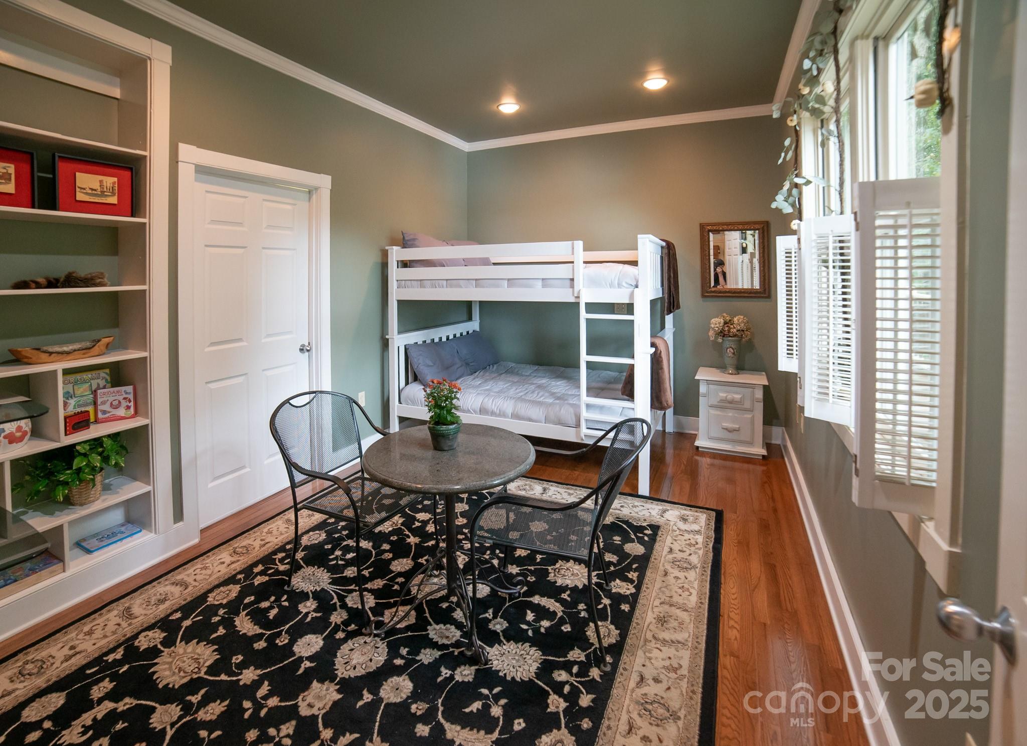 Morganton, North Carolina 28655, United States, 5 Bedrooms Bedrooms, ,5 BathroomsBathrooms,Residential,Active,222446